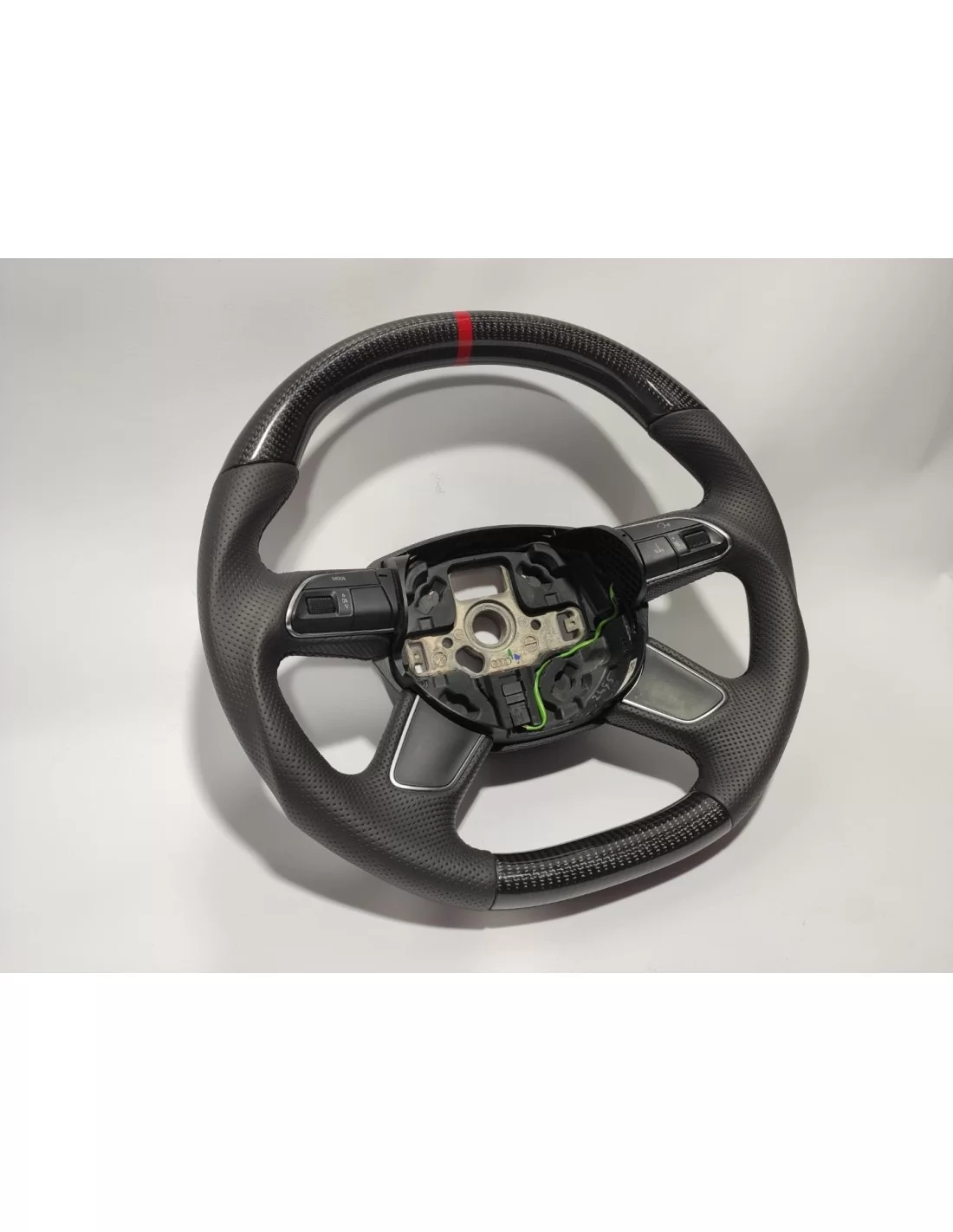  - Steering Wheels - Audi A4 B8 Q5 Q7 Volante em pele de carbono - 3 - Comprar Audi A4 B8 Q5 Q7 Volante em Couro Carbono da Tune