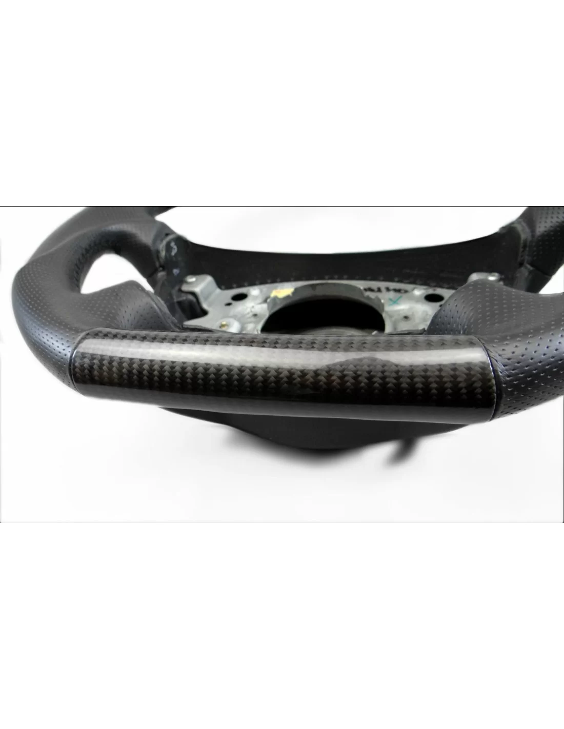  - Steering Wheels - 奔驰 G CLK E CLS 级 W209 W211 W219 W463 碳皮方向盘 - 6 - 这款碳纤维真皮方向盘专为 G、CLK、E 和 CLS 级车型 W209、W211、W219 和 W463 而设计，可