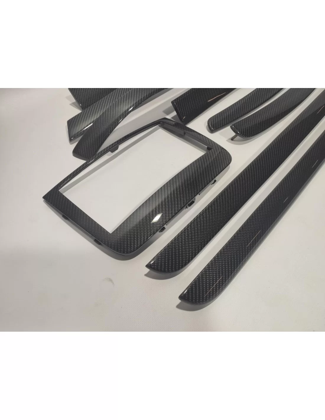  - Mercedes Benz - Karbonowe wykończenia wnętrza Mercedes-Benz Vito W639 - 5 - Ulepsz wnętrze swojego Mercedesa-Benz Vito W639 d