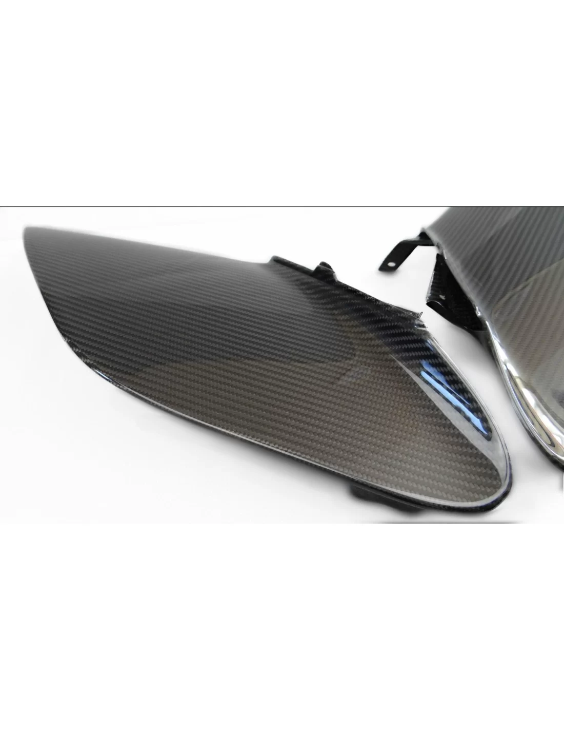  - Ferrari - Aberturas laterales de carbono Ferrari 488 GTB Spider 2015-17 - 6 - Mejora tu Ferrari 488 GTB Spider 2015-17 con el