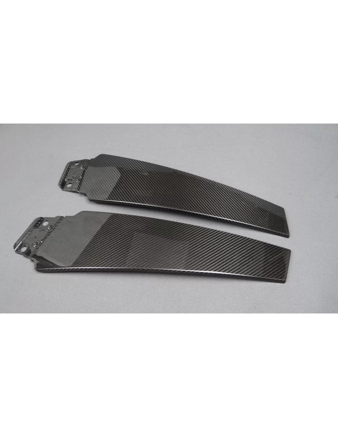  - Maserati - Maserati Quattroporte Ghibli 14-15 Pillars Carbon Trims - 6 - Rehaussez l'intérieur de votre Maserati Quattroporte