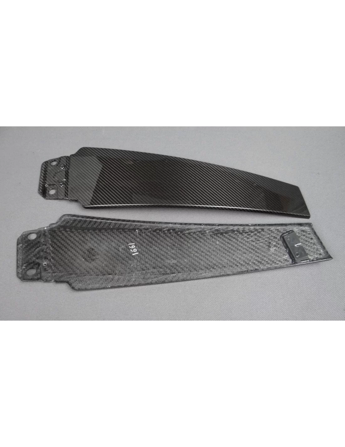 - Maserati - Embellecedores Pilares Carbono Maserati Quattroporte Ghibli 14-15 - 10 - Eleve el interior de su Maserati Quattrop  - Maserati - Embellecedores Pilares Carbono Maserati Quattroporte Ghibli 14-15 - 10 - Eleve el interior de su Maserati Quattrop