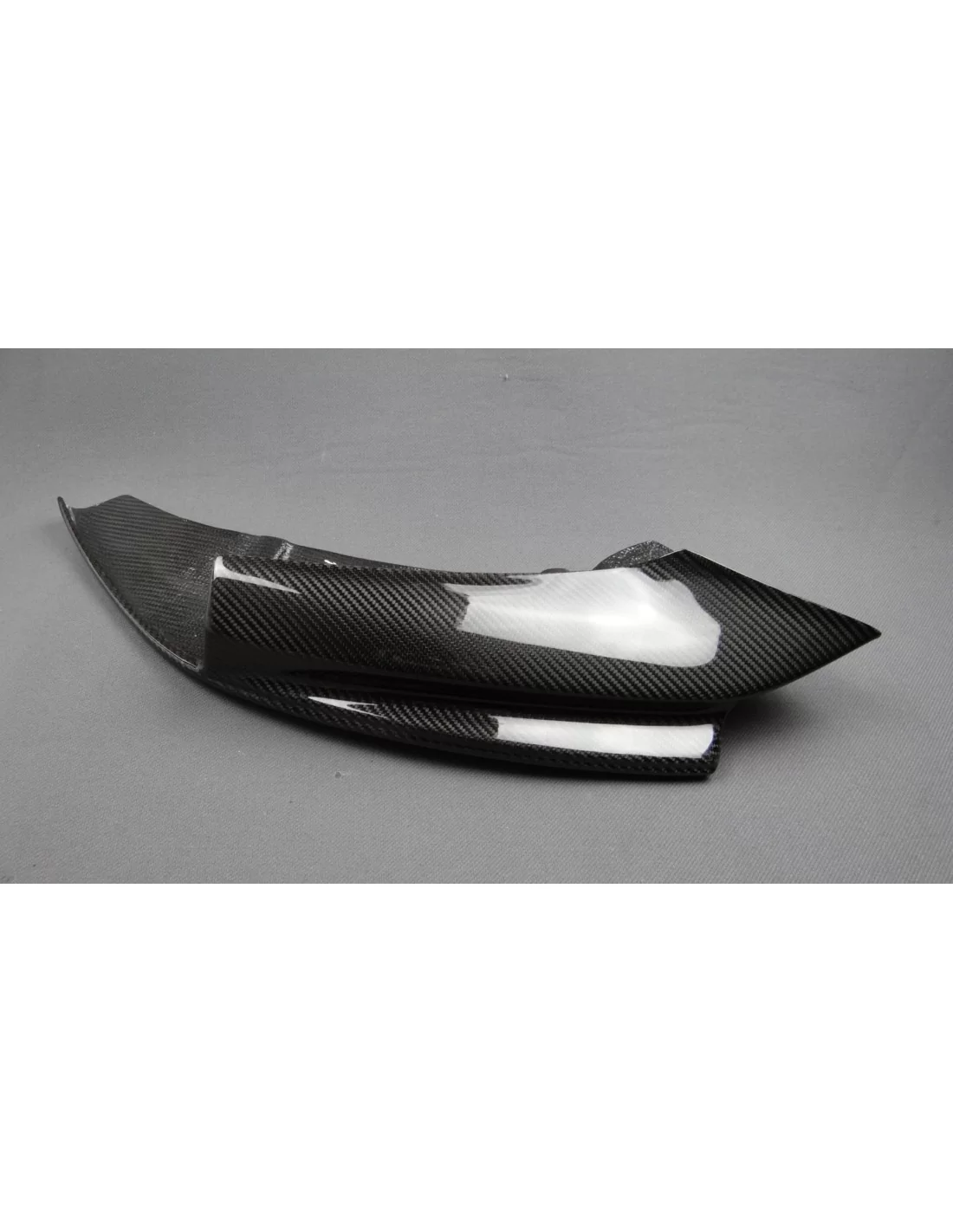 Сarbon fiber M-Perfomance front bumper brackets for BMW 5 series F10 2011-17 BMW, BMW 5 Series 2010-2016 (F10) BMW Сarbon fiber M-Perfomance front bumper brackets for BMW 5 series F10 2011-17 BMW, BMW 5 Series 2010-2016 (F10) BMW