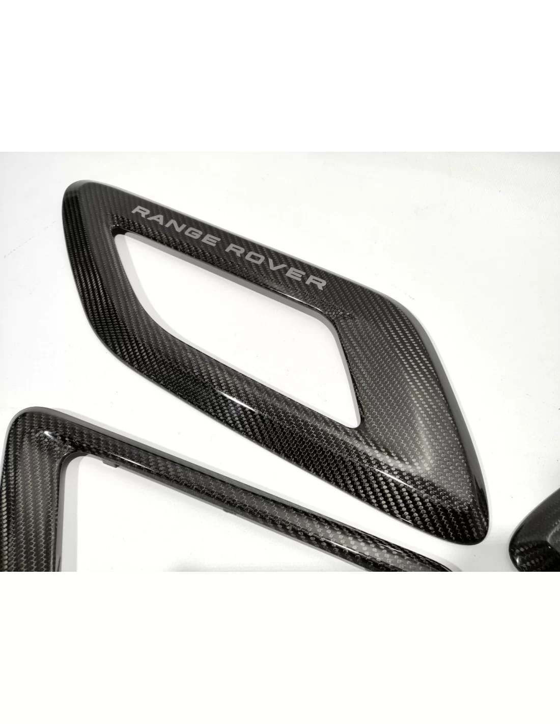 - Land Rover - Range Rover Carbon-Zierleisten 4tlg. - 5 - Veredeln Sie den Innenraum Ihres Range Rover mit diesem hochwertigen - Land Rover - Range Rover Carbon-Zierleisten 4tlg. - 5 - Veredeln Sie den Innenraum Ihres Range Rover mit diesem hochwertigen