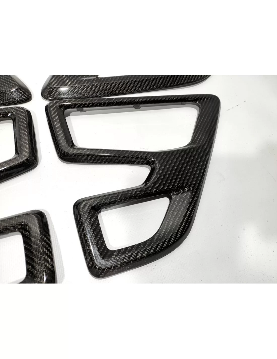  - Land Rover - Range Rover Guarnições de carbono 4pcs - 8 - Actualize o interior do seu Range Rover com este conjunto de acabam