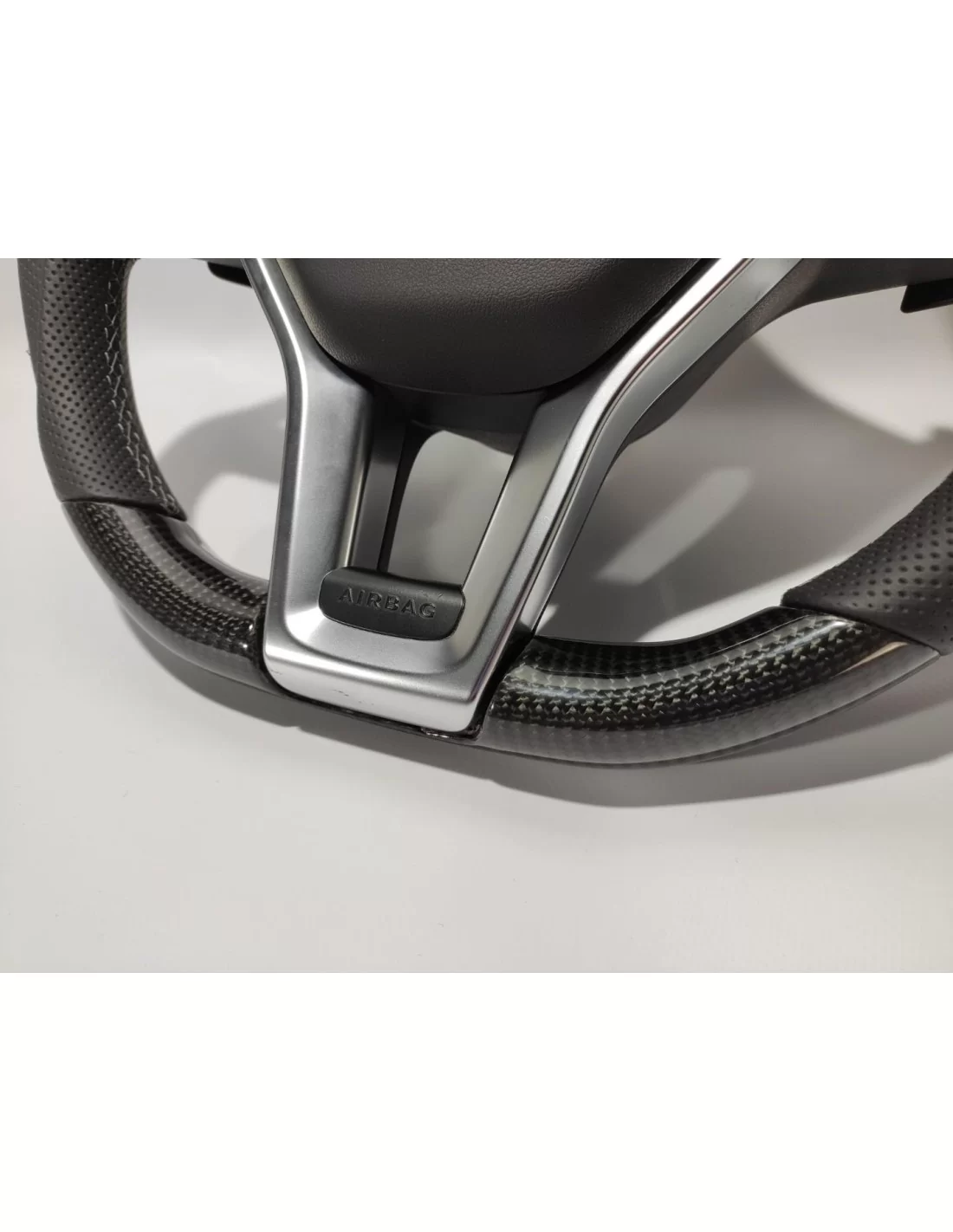 - Volante - Mercedes-Benz W204 W212 C E AMG W218 W207 W172 SLK SL Volante in pelle di carbonio - 5 - Passate al volante Mercede - Volante - Mercedes-Benz W204 W212 C E AMG W218 W207 W172 SLK SL Volante in pelle di carbonio - 5 - Passate al volante Mercede