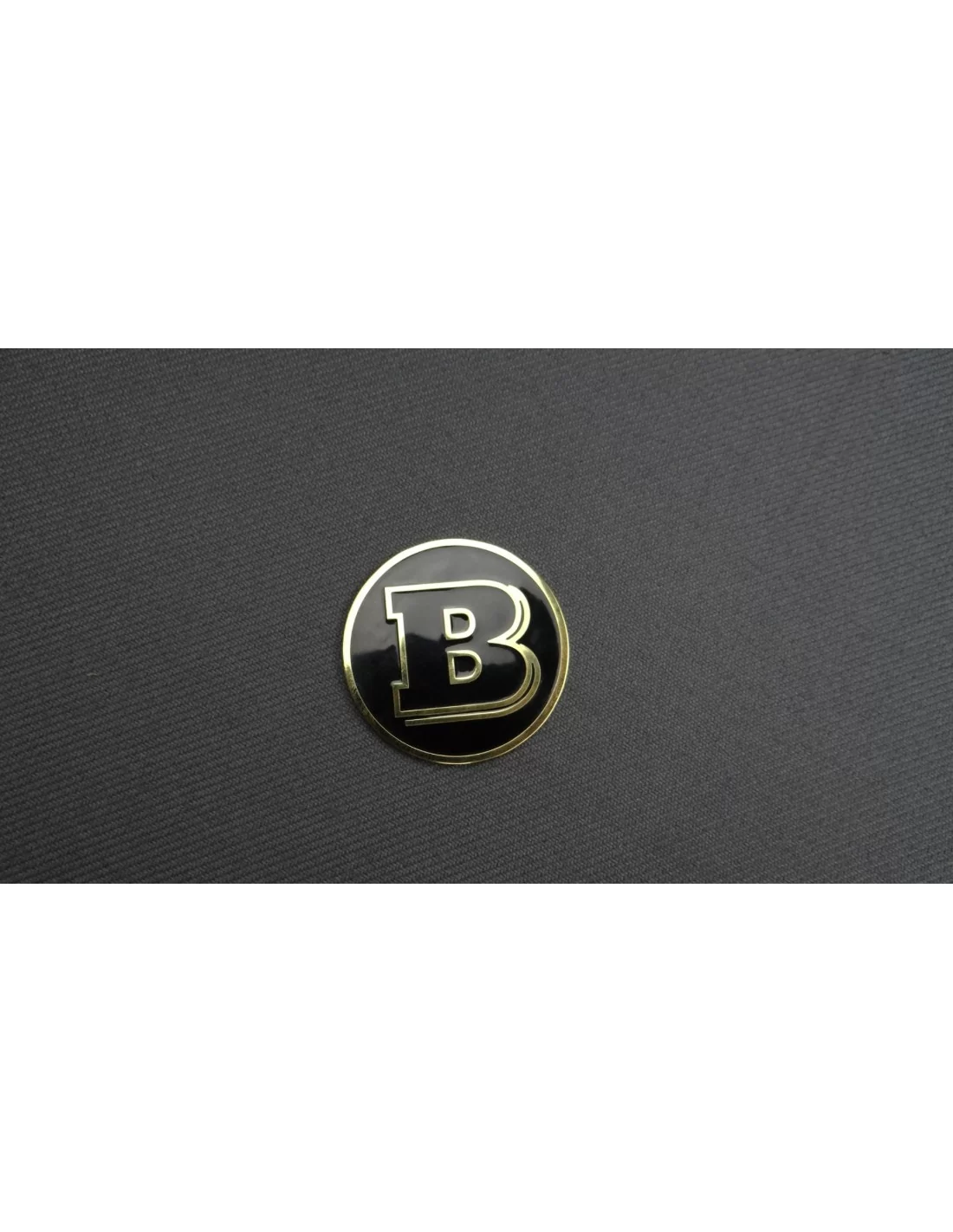  - Logos & Emblems - 梅赛德斯-奔驰 W463 G 级引擎盖上的金色徽章 57mm - 10 - 为您的 G 系列升级，在引擎盖上镶嵌这枚 57 毫米的金色徽章。增添一抹优雅！❇️❕