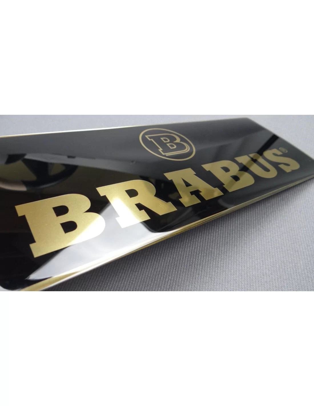 - Logos & Emblems - Mercedes-Benz W463 G-Klass Reservdäckskydd bak Gyllene 24 karats emblem - 7 - Köp det lyxiga Mercedes-Benz   - Logos & Emblems - Mercedes-Benz W463 G-Klass Reservdäckskydd bak Gyllene 24 karats emblem - 7 - Köp det lyxiga Mercedes-Benz