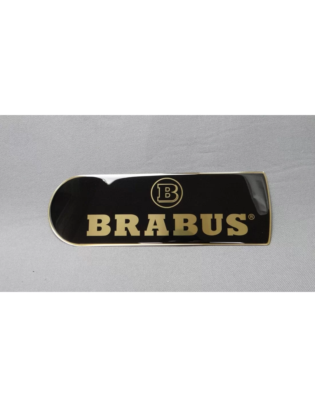 - Logos & Emblems - Cobertura do pneu sobresselente traseiro do Mercedes-Benz W463 G-Class Emblema dourado de 24 quilates - 10 - Logos & Emblems - Cobertura do pneu sobresselente traseiro do Mercedes-Benz W463 G-Class Emblema dourado de 24 quilates - 10