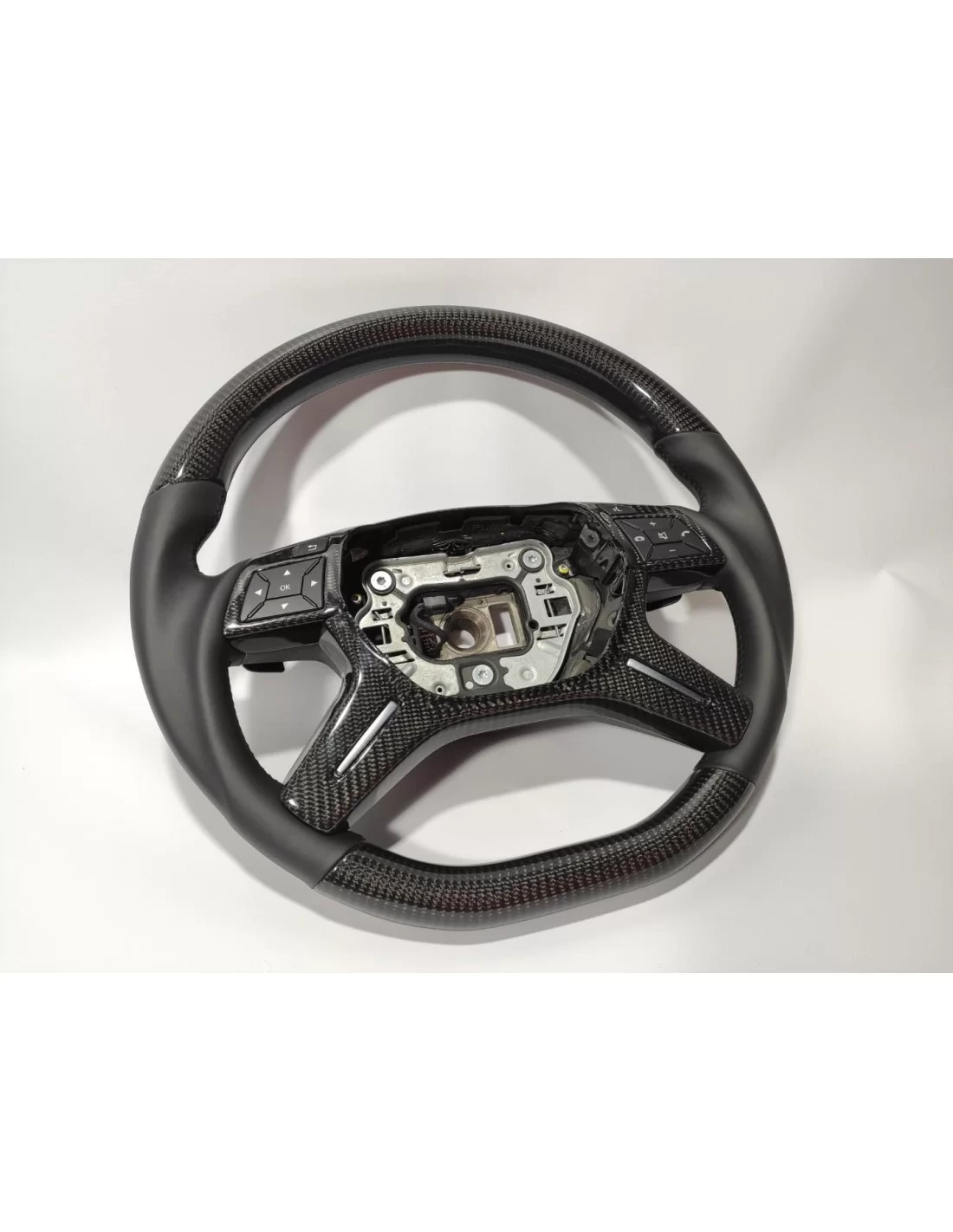  - Volante - Mercedes-Benz ML W166 GL GLS GLE W292 G W463 W212 E Volante Cuero Carbono - 3 - ¡Actualice su Mercedes ML, GL, GLS,