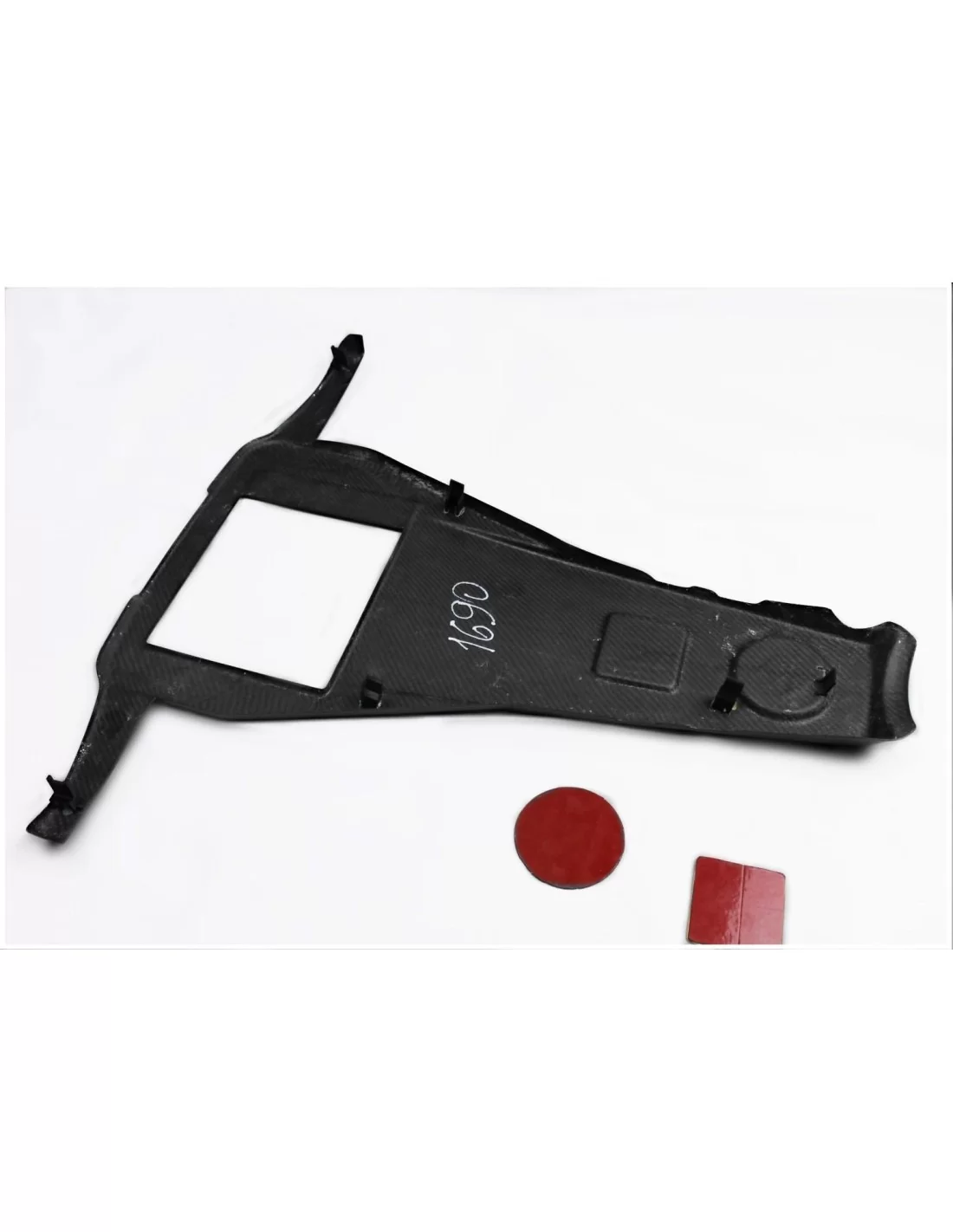 - Mercedes-Benz - Carbon fiber AMG engine cover with badges for Mercedes-Benz G-Wagon W463 G63 - 7 - Enhance your Mercedes-Benz - Mercedes-Benz - Carbon fiber AMG engine cover with badges for Mercedes-Benz G-Wagon W463 G63 - 7 - Enhance your Mercedes-Benz