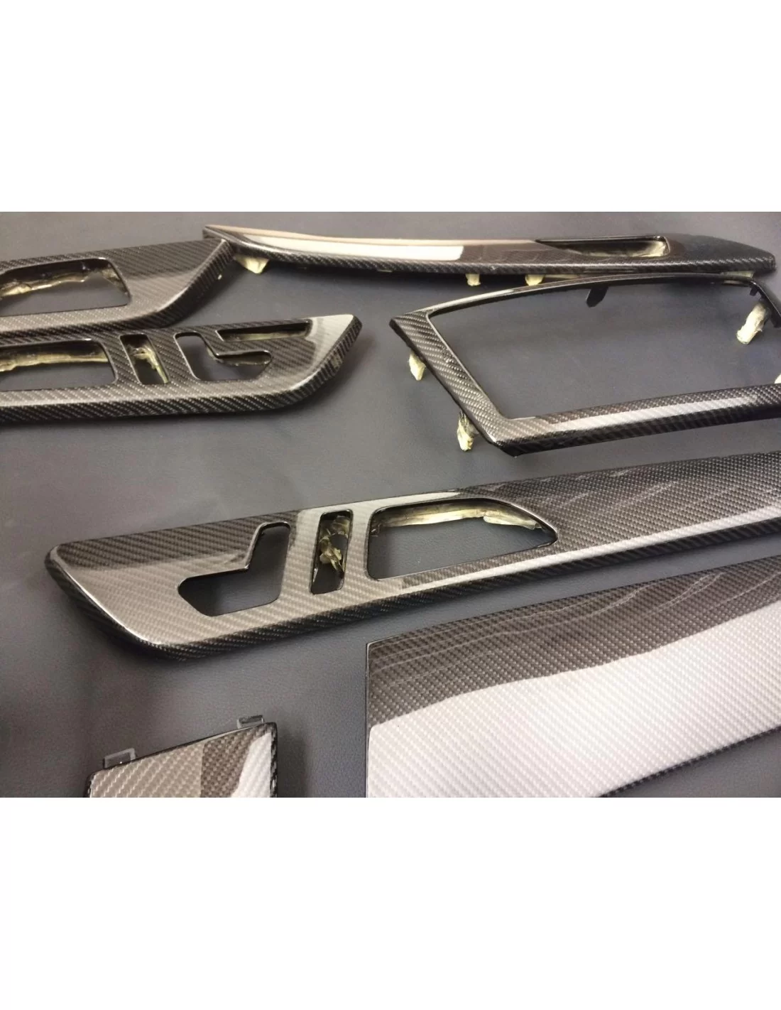 - Mercedes-Benz - Mercedes-Benz ML-Class W166 Interior Carbon Trims - 23 - Buy Mercedes-Benz ML-Class W166 Interior Carbon Trim  - Mercedes-Benz - Mercedes-Benz ML-Class W166 Interior Carbon Trims - 23 - Buy Mercedes-Benz ML-Class W166 Interior Carbon Trim