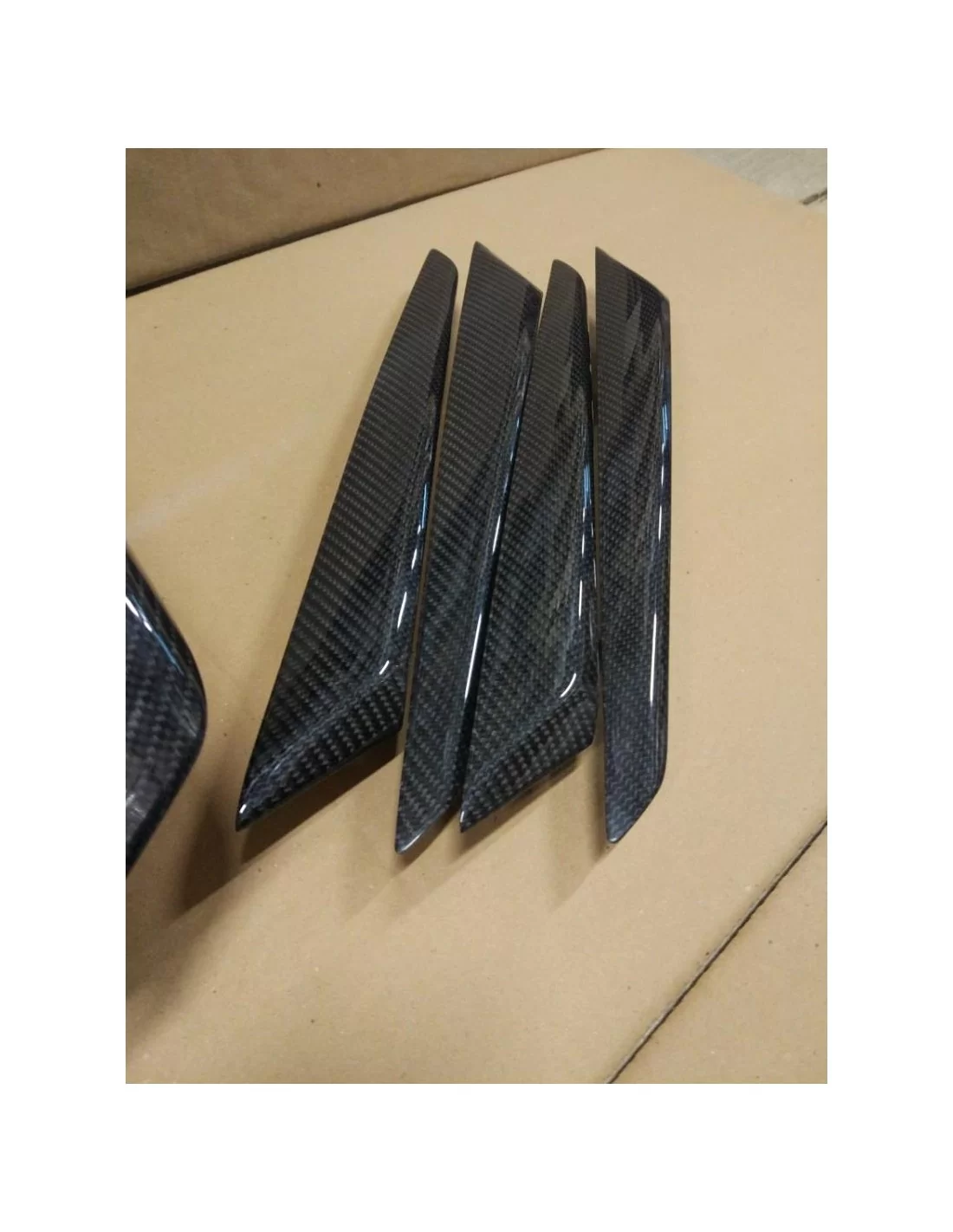 - Maserati - Maserati Ghibli Piezas interiores de carbono - 7 - Actualice el interior de su Maserati Ghibli con piezas de carbo  - Maserati - Maserati Ghibli Piezas interiores de carbono - 7 - Actualice el interior de su Maserati Ghibli con piezas de carbo