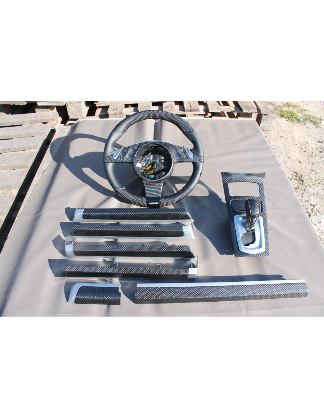 - Porsche - Porsche Cayenne Carbon Interior Carbon Parts - 1 - Buy Porsche Cayenne Carbon Interior Parts at Tuneverse! Upgrade - Porsche - Porsche Cayenne Carbon Interior Carbon Parts - 1 - Buy Porsche Cayenne Carbon Interior Parts at Tuneverse! Upgrade