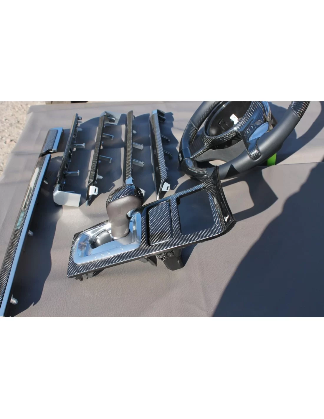 - Porsche - Porsche Cayenne Carbon Interior Carbon Parts - 30 - Buy Porsche Cayenne Carbon Interior Parts at Tuneverse! Upgrade - Porsche - Porsche Cayenne Carbon Interior Carbon Parts - 30 - Buy Porsche Cayenne Carbon Interior Parts at Tuneverse! Upgrade