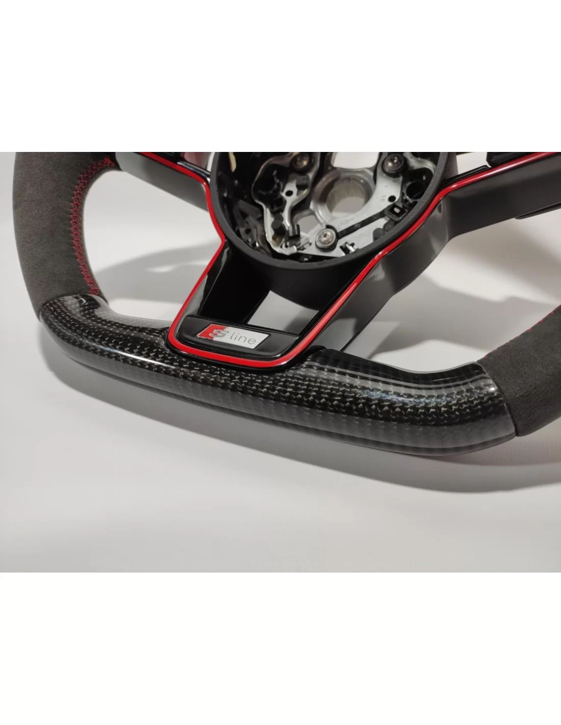  - Steering Wheels - Audi TT RS R8 Stuur Carbon Alcantara - 4 - Audi TT RS R8 Stuur Carbon Alcantara kopen bij Tuneverse! Verbet