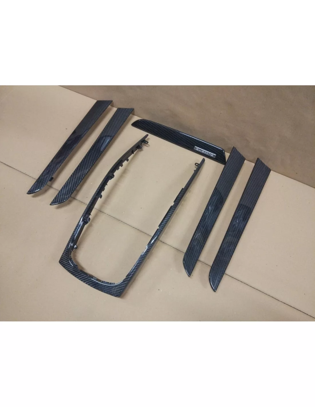 - Audi - Audi A4 interieur carbon - 7 - Verfraai het interieur van je Audi A4 met carbon decor van topkwaliteit. Een perfecte m - Audi - Audi A4 interieur carbon - 7 - Verfraai het interieur van je Audi A4 met carbon decor van topkwaliteit. Een perfecte m