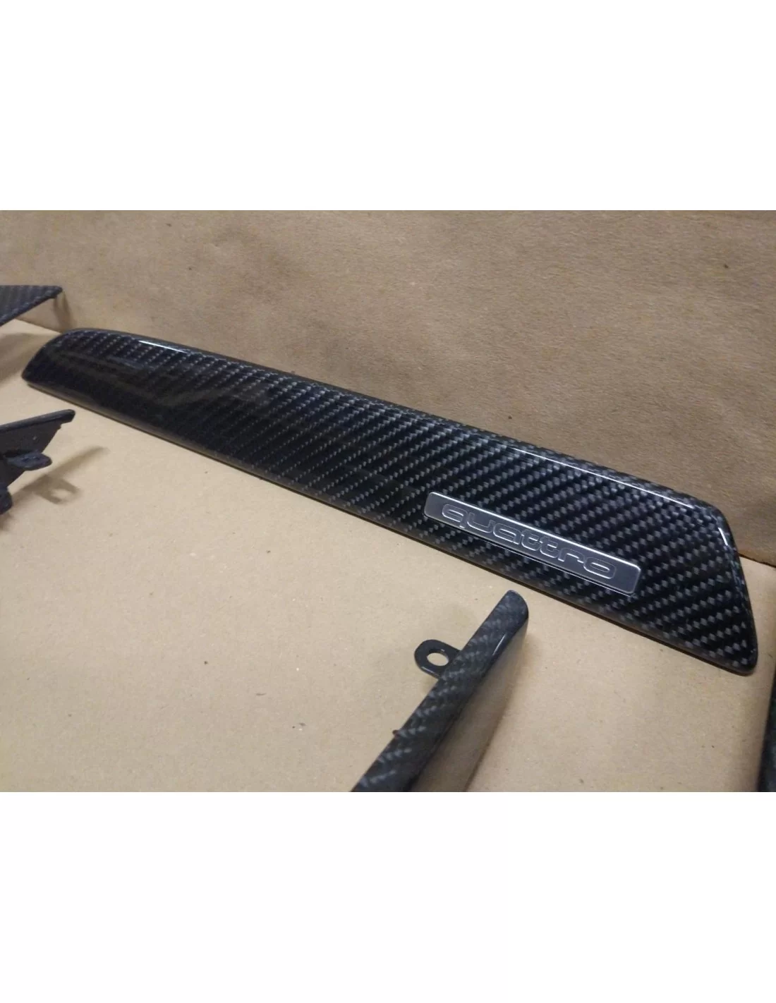 - Audi - Audi A4 Interior Decor carbon - 12 - Elevate your Audi A4's interior with premium carbon decor. A perfect blend of lux - Audi - Audi A4 Interior Decor carbon - 12 - Elevate your Audi A4's interior with premium carbon decor. A perfect blend of lux
