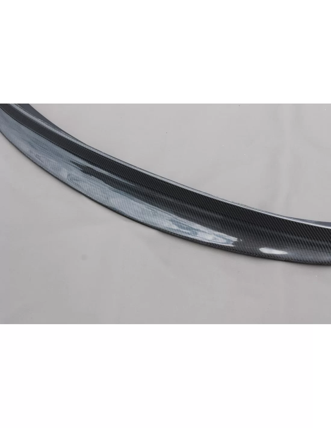 - Maserati - Spoiler de carbono para el maletero del Maserati Ghibli - 4 - Eleva el estilo de tu Maserati Ghibli con este spoil  - Maserati - Spoiler de carbono para el maletero del Maserati Ghibli - 4 - Eleva el estilo de tu Maserati Ghibli con este spoil