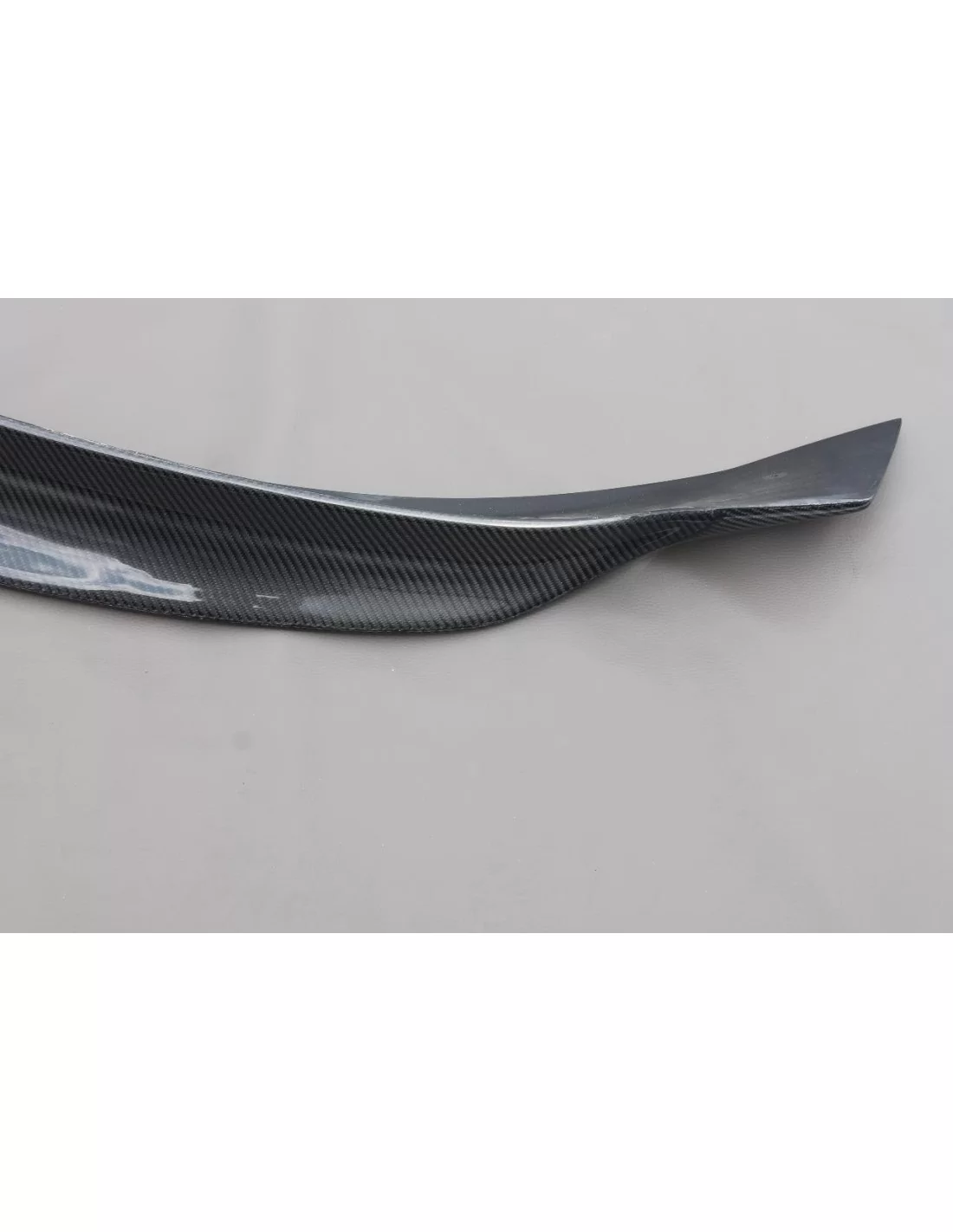 - Maserati - Spoiler de carbono para el maletero del Maserati Ghibli - 8 - Eleva el estilo de tu Maserati Ghibli con este spoil  - Maserati - Spoiler de carbono para el maletero del Maserati Ghibli - 8 - Eleva el estilo de tu Maserati Ghibli con este spoil