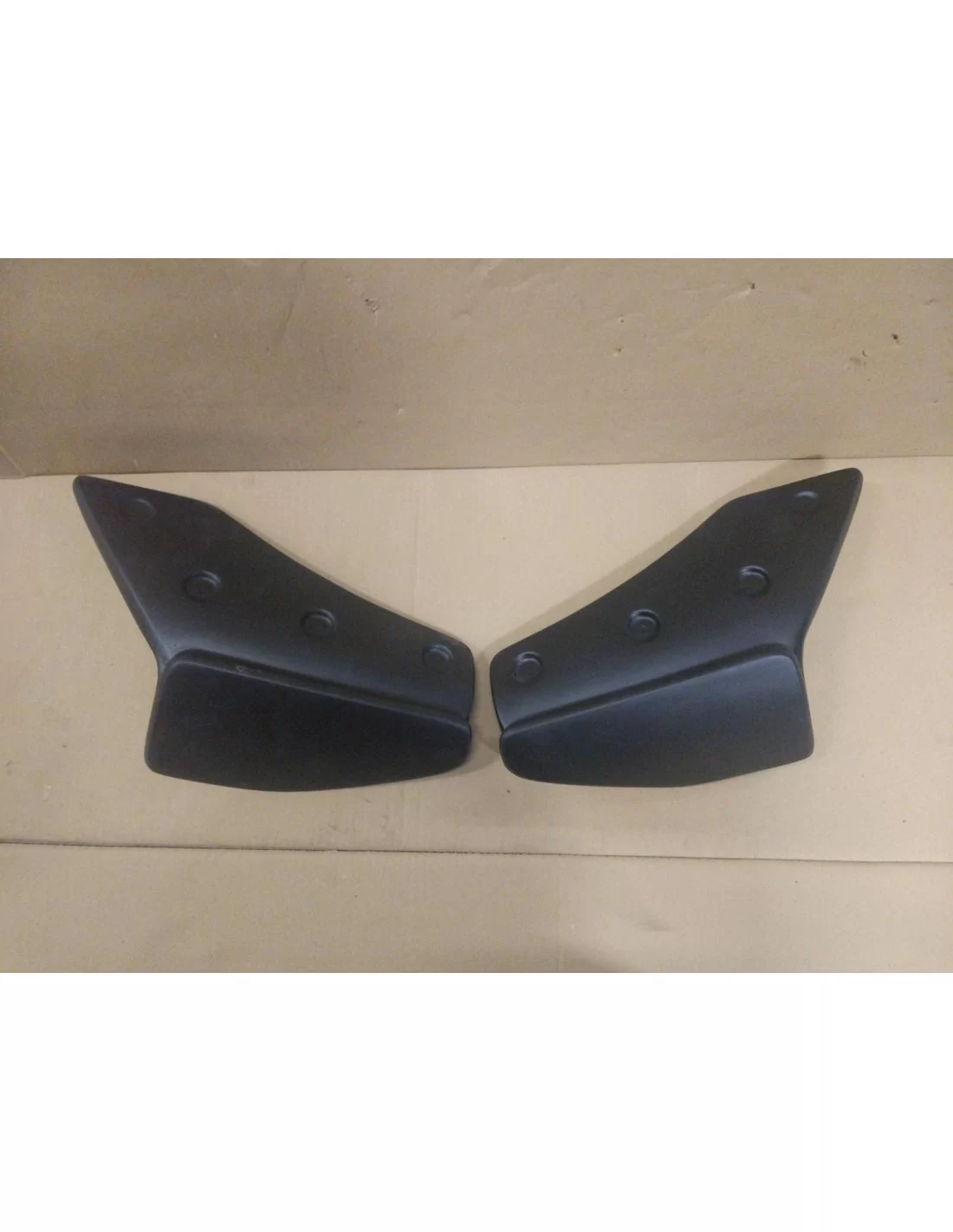 - BMW - BMW X5 F15 Fiberglas Seitenschweller - 11 - Verwandeln Sie Ihren BMW X5 F15 mit diesen Fiberglas-Seitenteilen, die die - BMW - BMW X5 F15 Fiberglas Seitenschweller - 11 - Verwandeln Sie Ihren BMW X5 F15 mit diesen Fiberglas-Seitenteilen, die die
