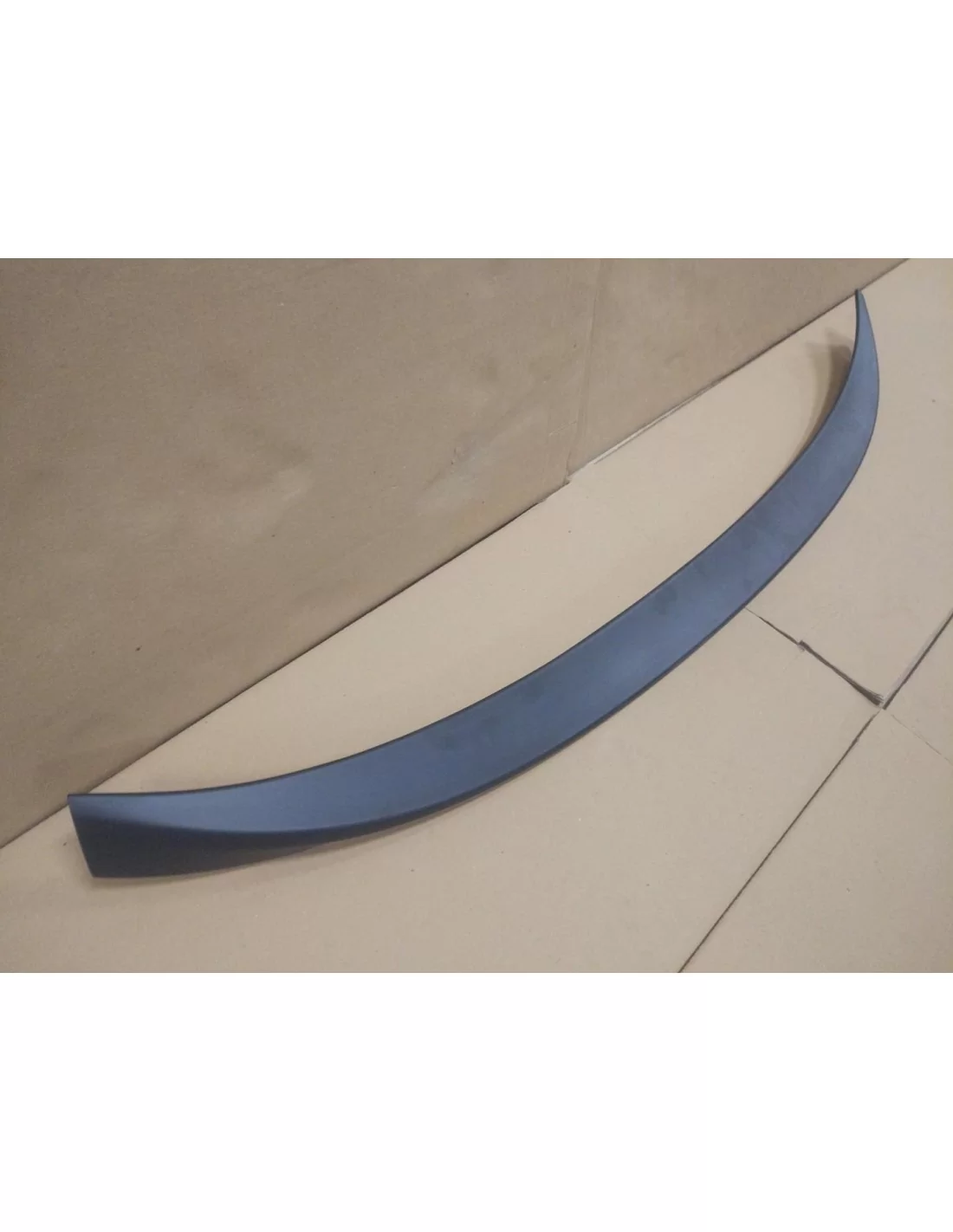 - BMW - BMW X6 F16 Becquet arrière en fibre de verre - 9 - Améliorez votre BMW X6 F16 avec cet aileron arrière en fibre de verr