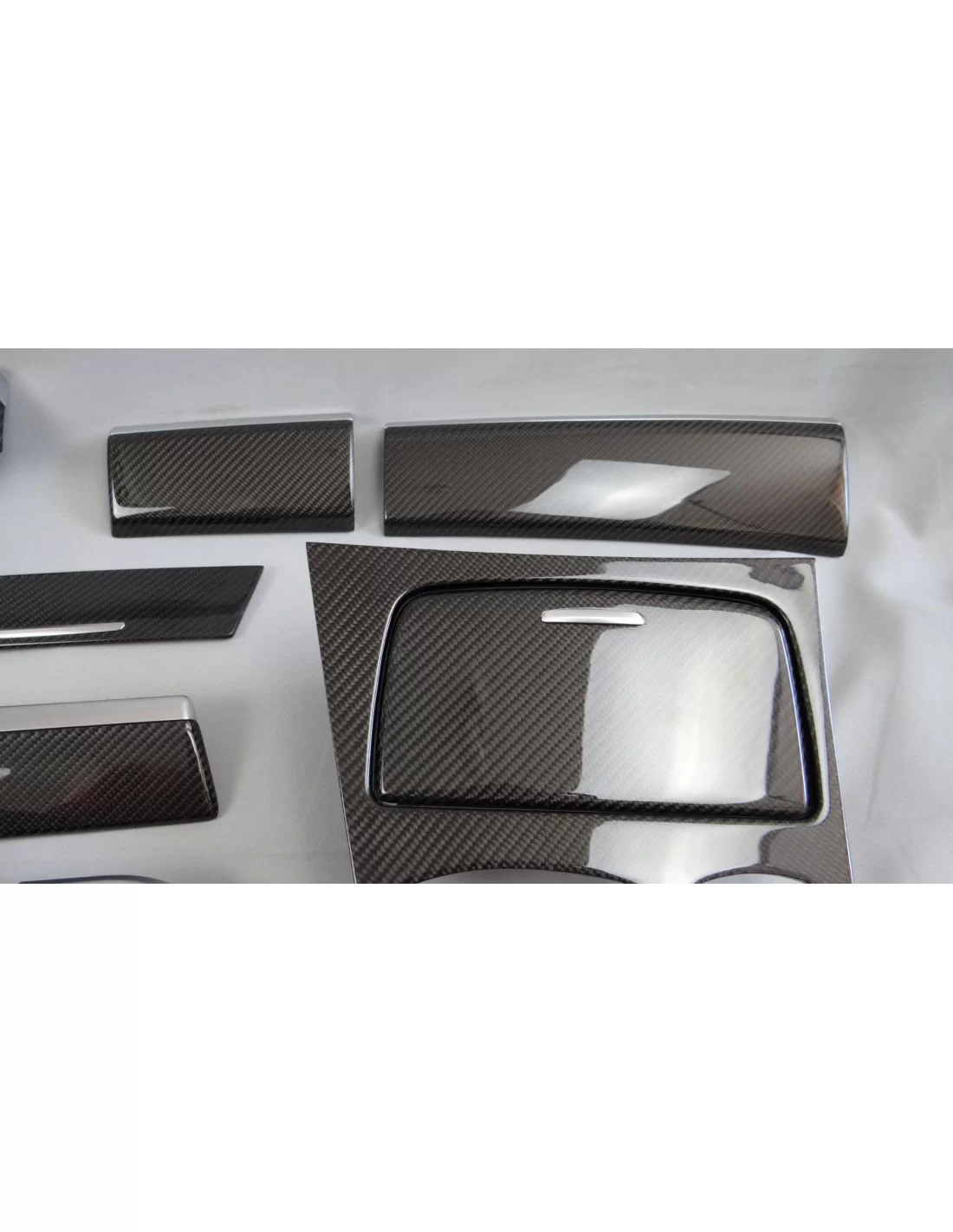 - BMW - BMW 7-series Interior Carbon Trims - 5 - Transform your BMW 7-Series with elegant interior carbon trims, enhancing styl - BMW - BMW 7-series Interior Carbon Trims - 5 - Transform your BMW 7-Series with elegant interior carbon trims, enhancing styl