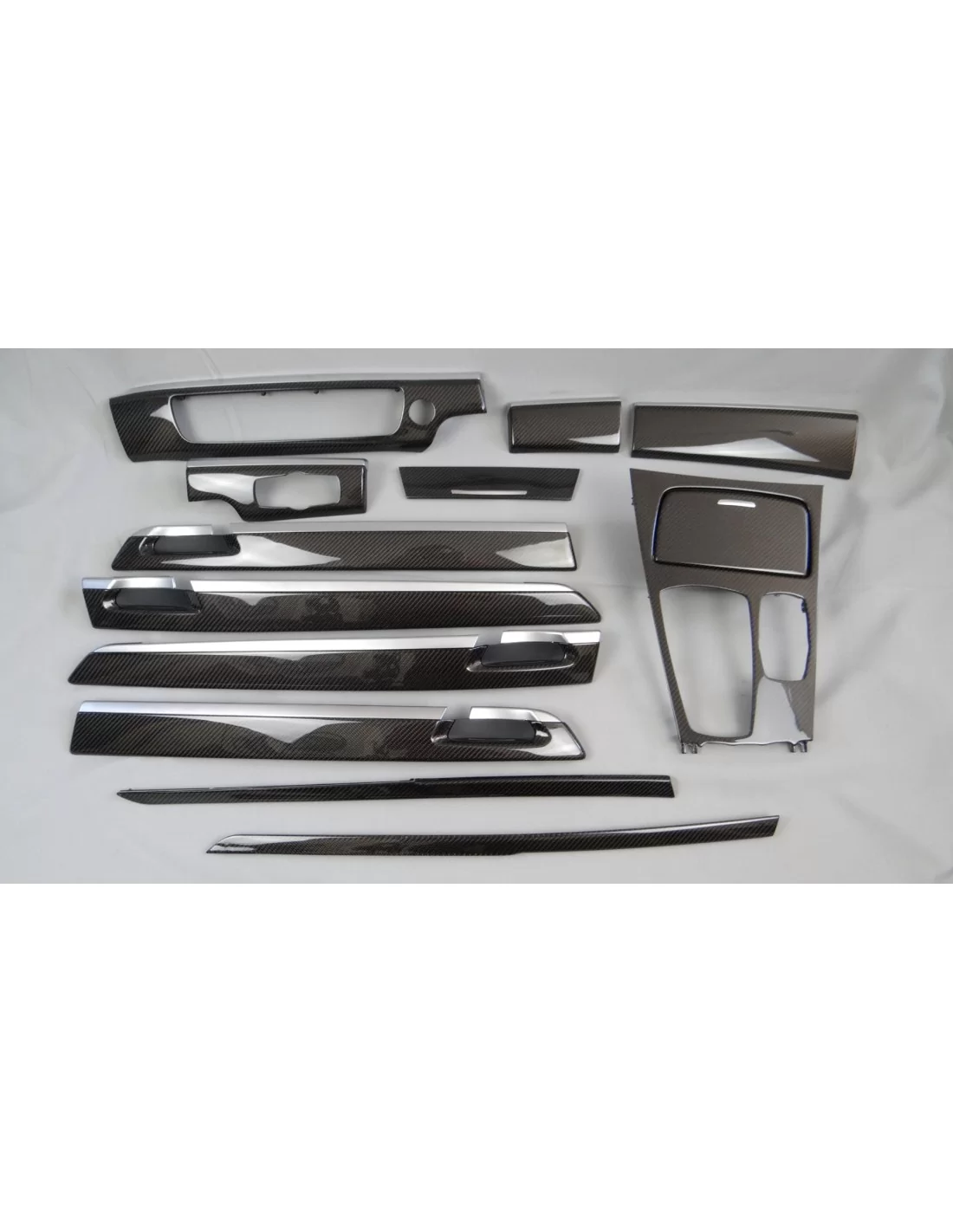 - BMW - BMW 7-series Interior Carbon Trims - 11 - Transform your BMW 7-Series with elegant interior carbon trims, enhancing sty - BMW - BMW 7-series Interior Carbon Trims - 11 - Transform your BMW 7-Series with elegant interior carbon trims, enhancing sty