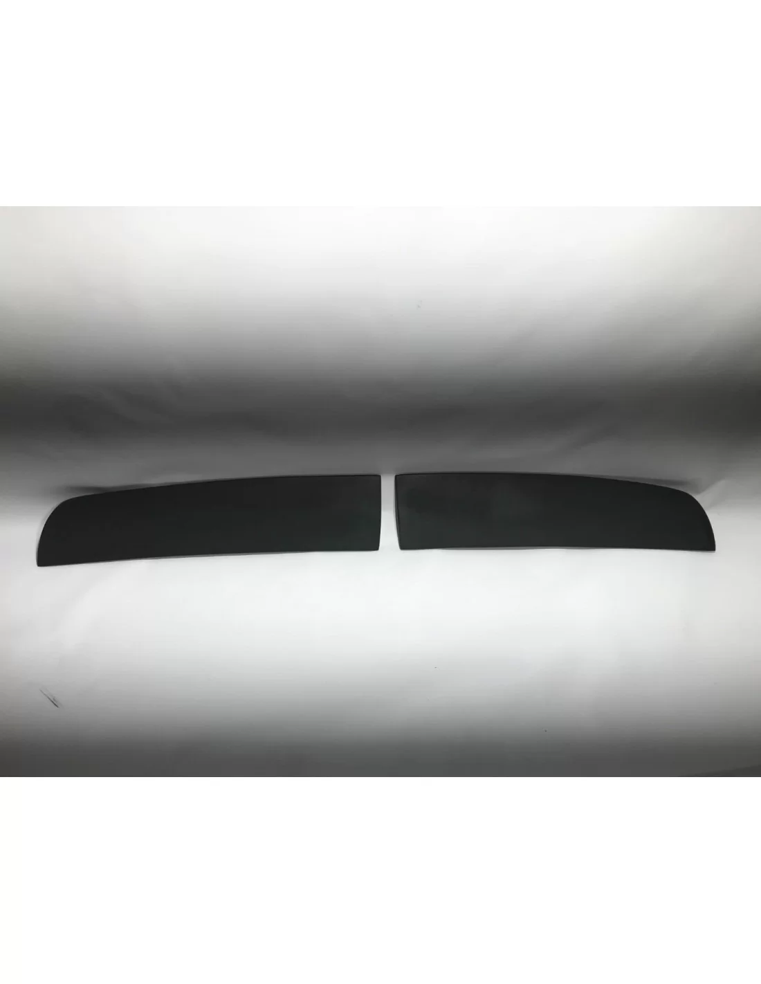  - Renault - Aileron en fibre de verre pour Renault Trafic - 2 - Achetez l'aileron en fibre de verre Renault Trafic chez Tunever