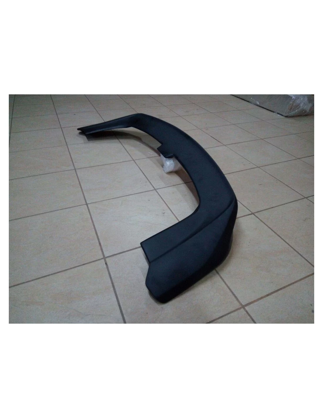 - Land Rover - Spoiler de techo trasero Range Rover Vogue - 5 - Mejora tu Range Rover Vogue con un elegante spoiler de techo tr - Land Rover - Spoiler de techo trasero Range Rover Vogue - 5 - Mejora tu Range Rover Vogue con un elegante spoiler de techo tr