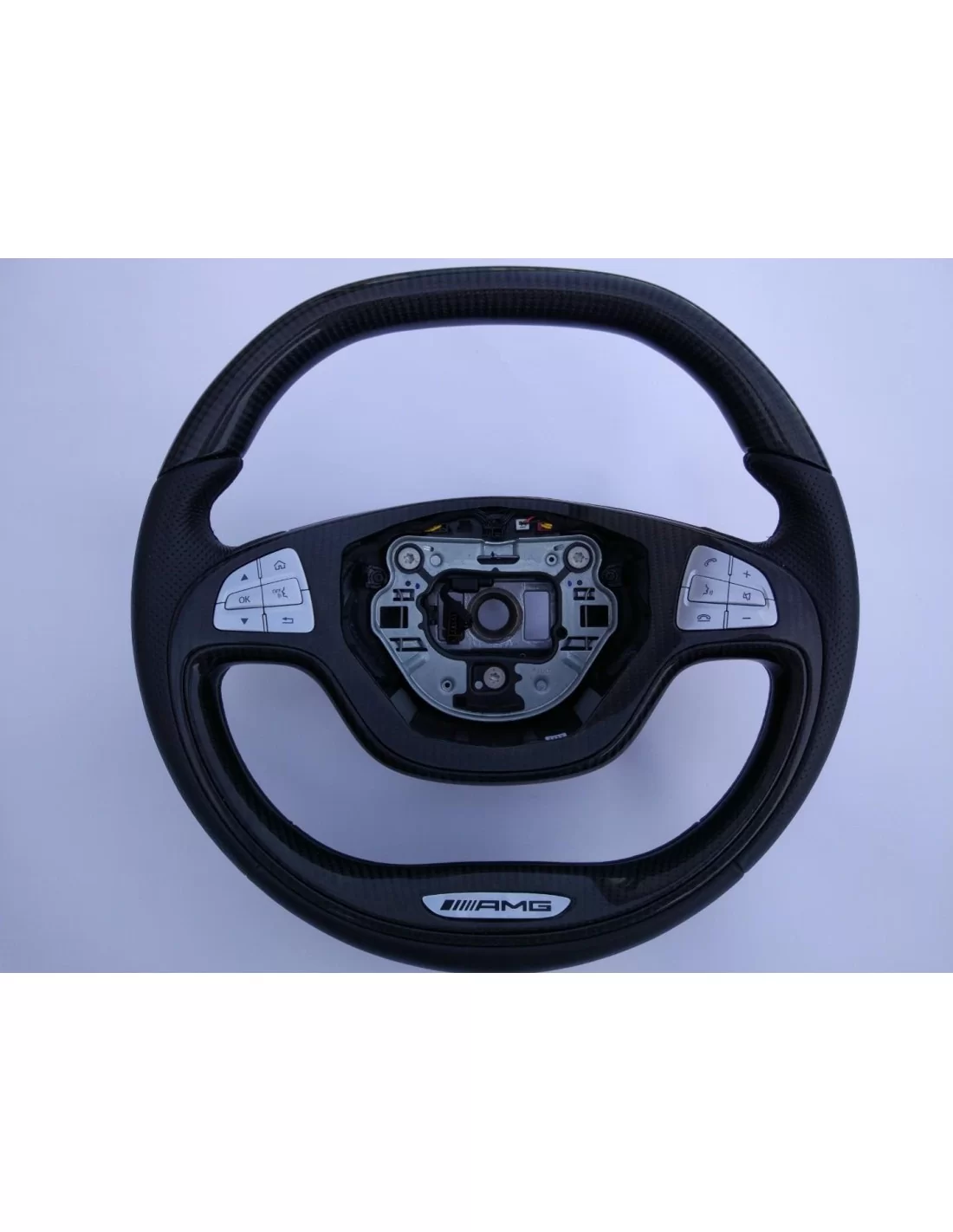 - Volante - Volante AMG in fibra di carbonio per Mercedes-Benz Classe S W222 - 2 - Aggiornate la vostra Mercedes-Benz Classe S - Volante - Volante AMG in fibra di carbonio per Mercedes-Benz Classe S W222 - 2 - Aggiornate la vostra Mercedes-Benz Classe S