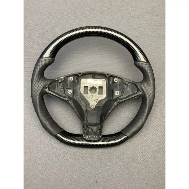  - Steering Wheels - Kierownica Tesla ze skóry węglowej - 1 - Ulepsz swoją Teslę dzięki eleganckiej kierownicy ze skóry węglowej