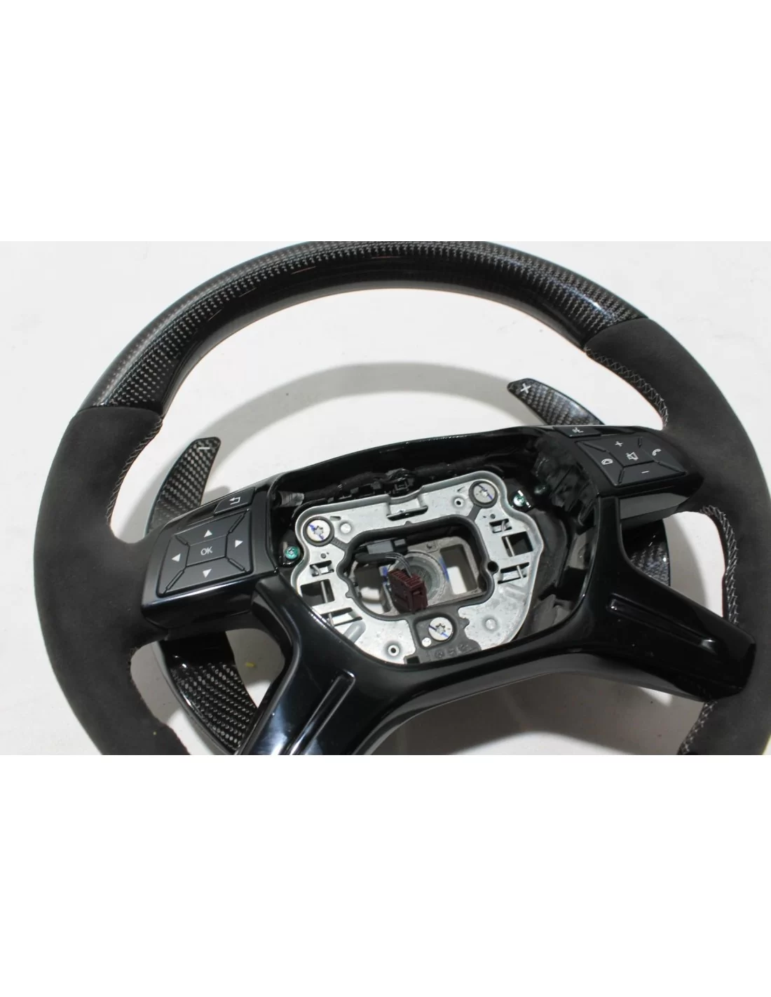  - Steering Wheels - Volante em fibra de carbono AMG pack para Mercedes-Benz G-Wagon ML GL W166 X166 W463 - 4 - Comprar Volante 