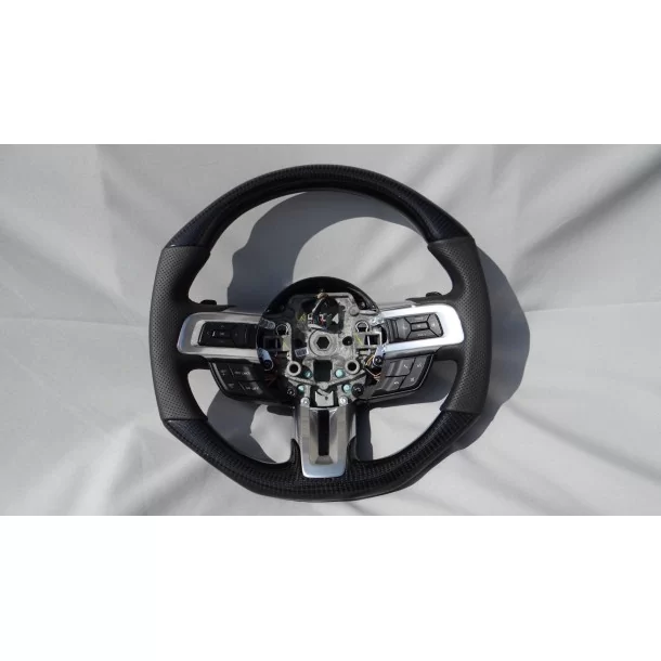  - Steering Wheels - Volante Ford Mustang Shelby GT em pele de carbono - 1 - Melhore o seu Ford Mustang Shelby GT com o nosso vo