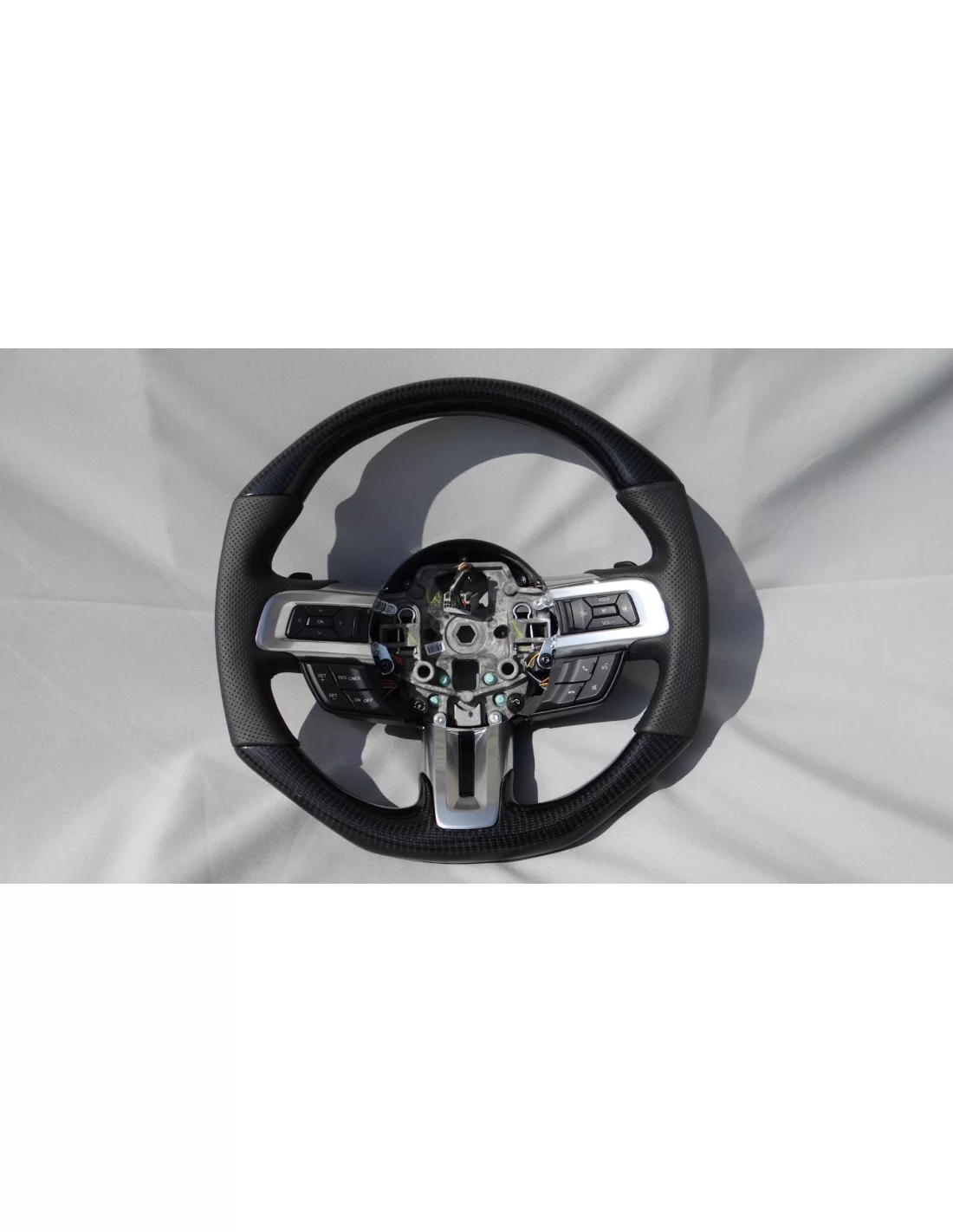  - Steering Wheels - Ford Mustang Shelby GT Stuur Carbon Leer - 1 - Geef je Ford Mustang Shelby GT een oppepper met ons Carbon L