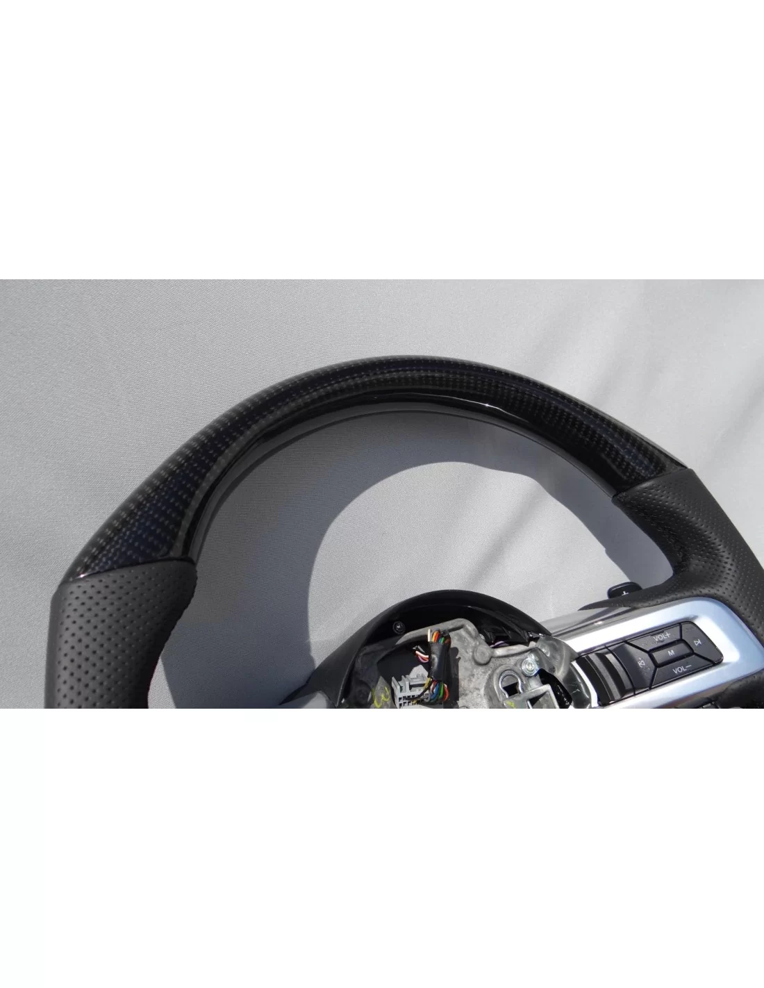  - Steering Wheels - Ford Mustang Shelby GT Stuur Carbon Leer - 5 - Geef je Ford Mustang Shelby GT een oppepper met ons Carbon L