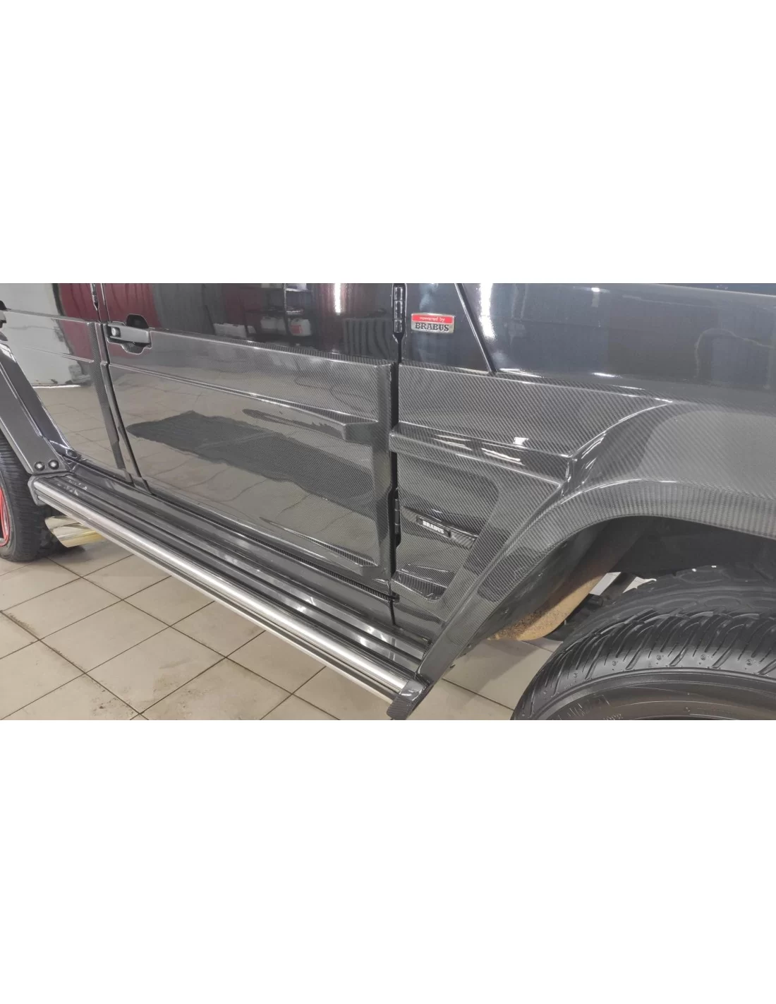 - Mercedes-Benz - Kit de carroçaria Brabus Carbon Widestar (painéis laterais) para Mercedes-Benz G-Class W463 (23 elementos) - - Mercedes-Benz - Kit de carroçaria Brabus Carbon Widestar (painéis laterais) para Mercedes-Benz G-Class W463 (23 elementos) -