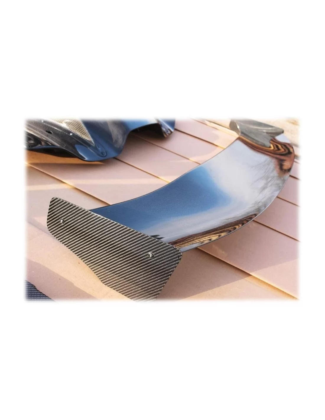 - Lamborghini - Lamborghini Huracan Liberty Walk spoiler en carbone - 1 - Améliorez votre Lamborghini Huracan avec le spoiler L - Lamborghini - Lamborghini Huracan Liberty Walk spoiler en carbone - 1 - Améliorez votre Lamborghini Huracan avec le spoiler L