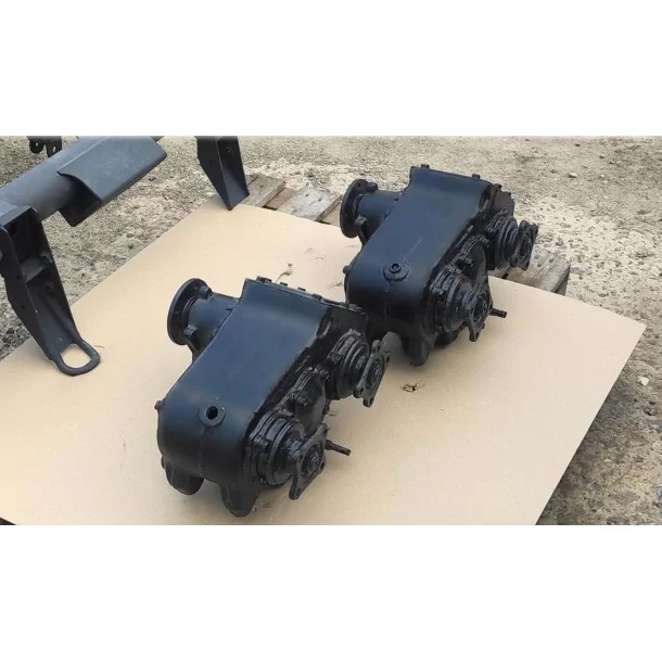  - Mercedes-Benz - メルセデス・ベンツ Gクラス W463 6x6 Gクラス用トランスファーボックス 6x6（サードアクスル接続用 - 1 - Mercedes-Benz メルセデス・ベンツ Gクラス W463 6x6 Gクラス用トランス