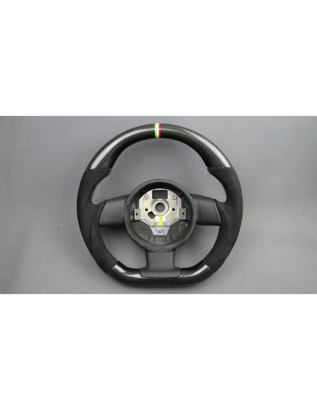 - Steering Wheels - 兰博基尼 Gallardo LP560 碳阿尔坎塔拉方向盘 - 1 - 为您的兰博基尼盖拉多 LP560 升级碳阿尔坎塔拉方向盘,将赛车风格的设计与无与伦比的奢华和舒适融为一体!✨❗️  - Steering Wheels - 兰博基尼 Gallardo LP560 碳阿尔坎塔拉方向盘 - 1 - 为您的兰博基尼盖拉多 LP560 升级碳阿尔坎塔拉方向盘,将赛车风格的设计与无与伦比的奢华和舒适融为一体!✨❗️
