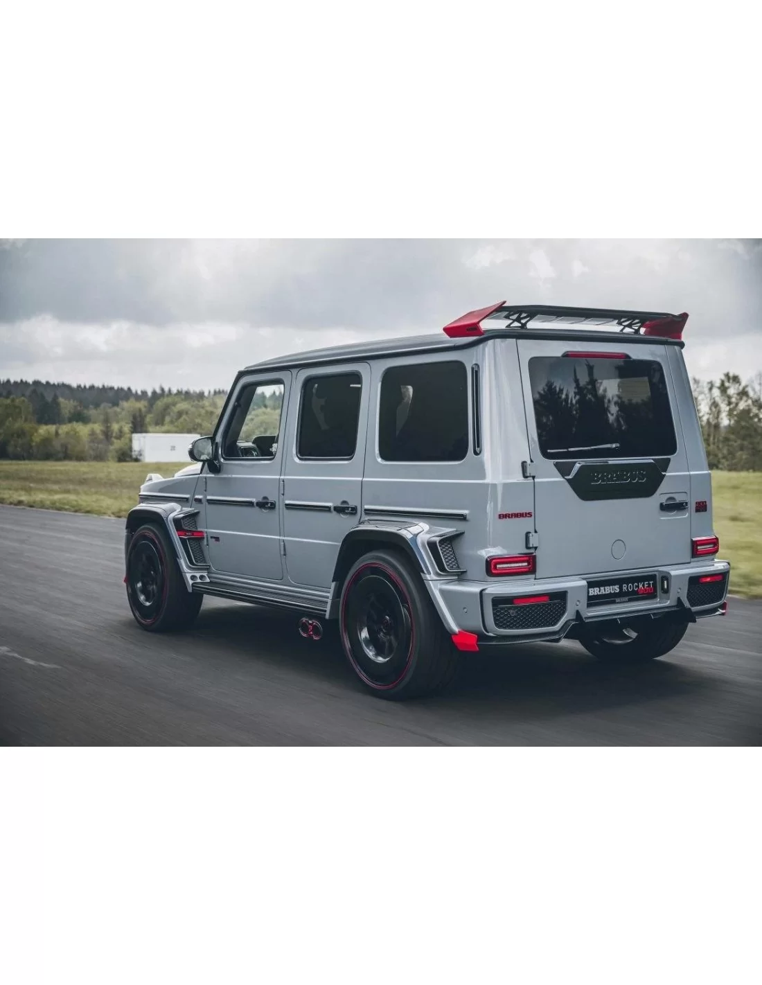 BRABUS G900 Rocket Edition Dachheckspoiler aus Carbon für Mercedes-Benz W463a W464 Mercedes Benz, G Class W463A, Body Parts, G-C BRABUS G900 Rocket Edition Dachheckspoiler aus Carbon für Mercedes-Benz W463a W464 Mercedes Benz, G Class W463A, Body Parts, G-C