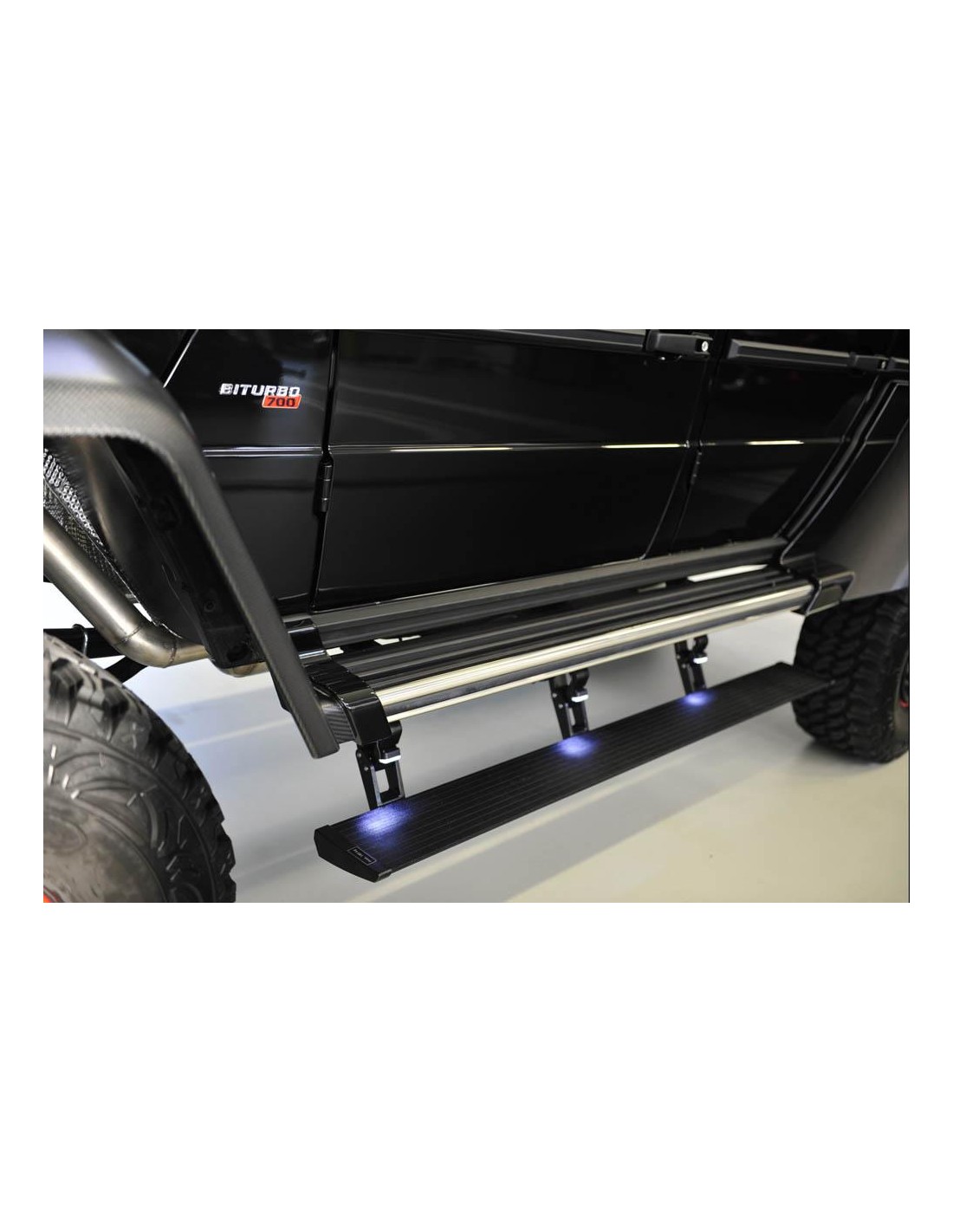 - Mercedes-Benz - Estribo elétrico, degraus eléctricos (para 4 portas) para Mercedes-Benz 4x4 W463 Classe G - 1 - Comprar degra  - Mercedes-Benz - Estribo elétrico, degraus eléctricos (para 4 portas) para Mercedes-Benz 4x4 W463 Classe G - 1 - Comprar degra