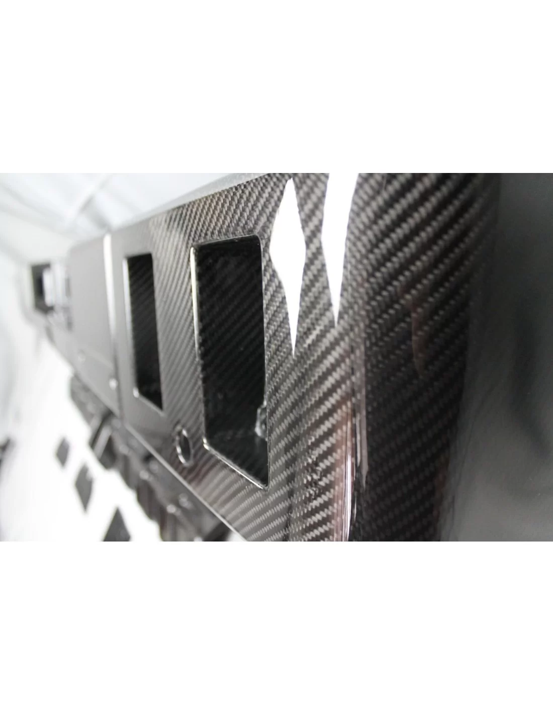  - Mercedes-Benz - Carbon fiber rear Brabus 4x4 bumper with diffuser for Mercedes-Benz W463 G-Wagon - 16 - Enhance your Mercedes