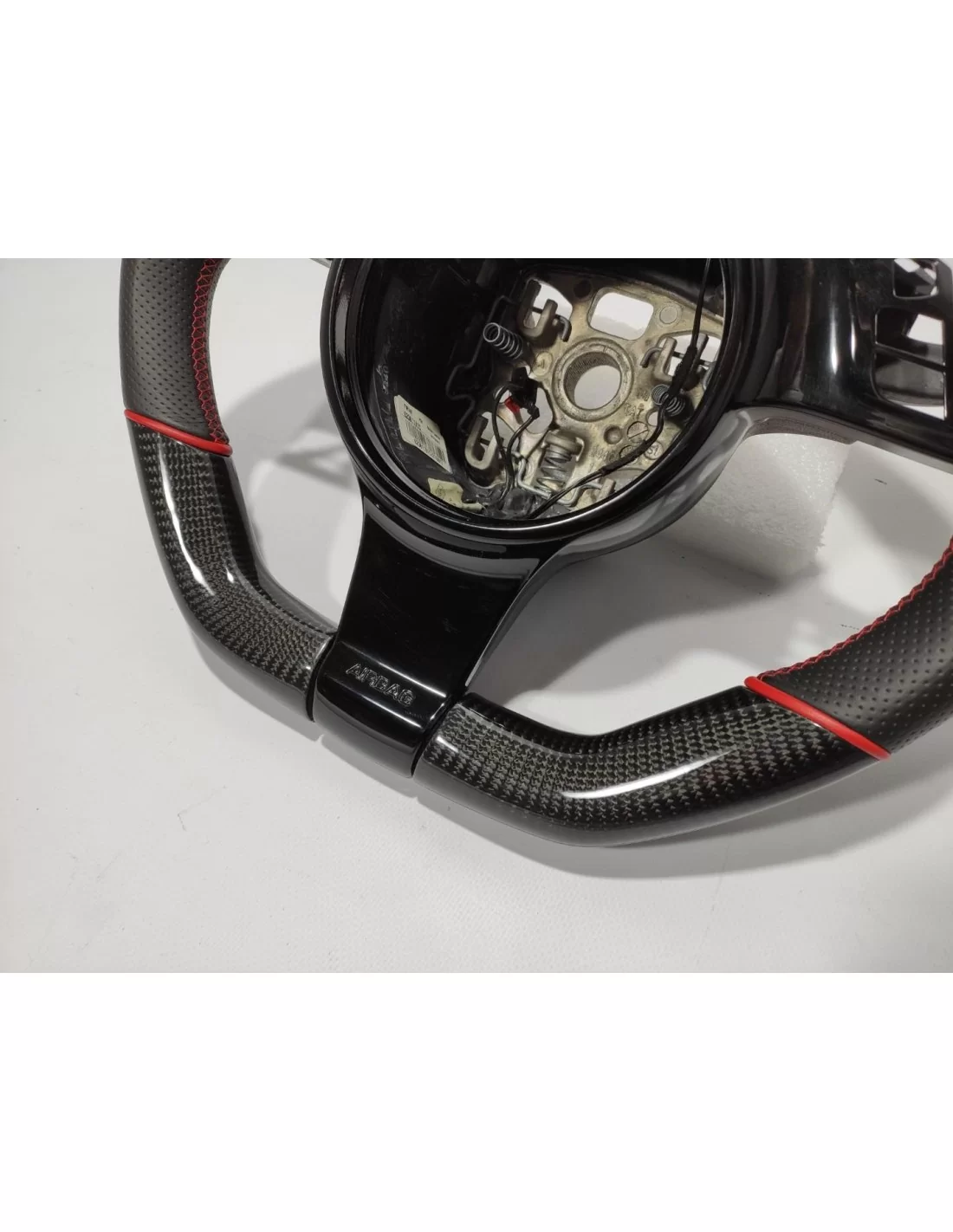 - Steering Wheels - Porsche 911 997 Boxter Cayman 991 Ratt i kolfiberläder - 4 - Förhöj din körupplevelse med Porsche 911 997 B - Steering Wheels - Porsche 911 997 Boxter Cayman 991 Ratt i kolfiberläder - 4 - Förhöj din körupplevelse med Porsche 911 997 B