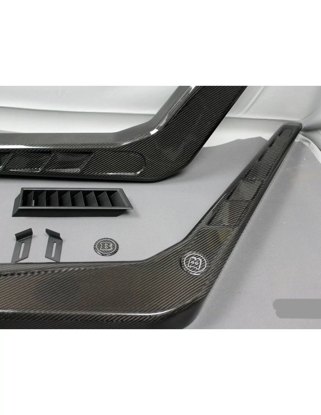  - Mercedes-Benz - Koolstofvezel luchtinlaat Brabus snorkels voor Mercedes-Benz W463 G-Wagon 4x4 - 12 - Verfraai je Mercedes W46