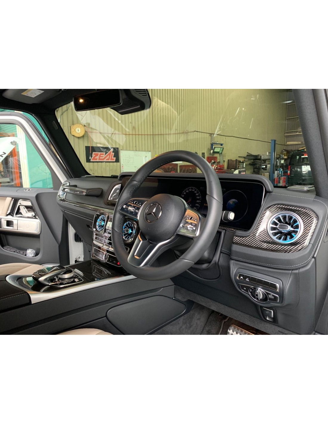 - Mercedes-Benz - Guarnições interiores em fibra de carbono para Mercedes-Benz W463A W464 Classe G - 1 - Melhore o seu Mercedes  - Mercedes-Benz - Guarnições interiores em fibra de carbono para Mercedes-Benz W463A W464 Classe G - 1 - Melhore o seu Mercedes