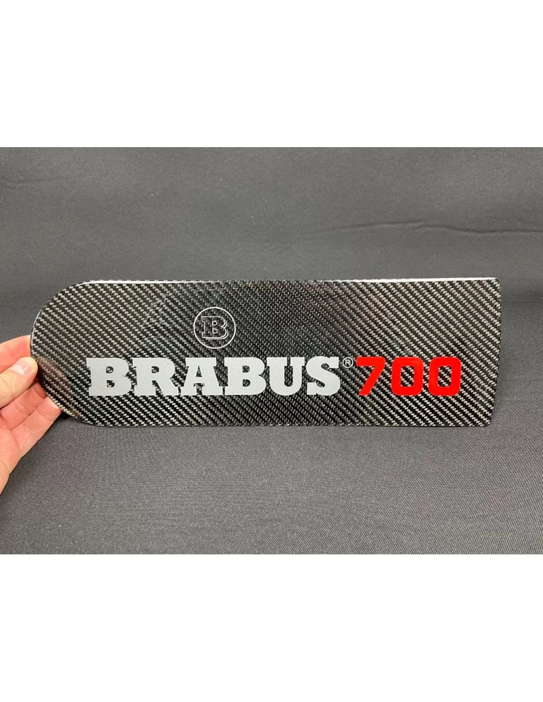  - Logos & Emblems - Inserção do emblema da placa da roda sobresselente traseira em fibra de carbono para Mercedes-Benz W463 Cla