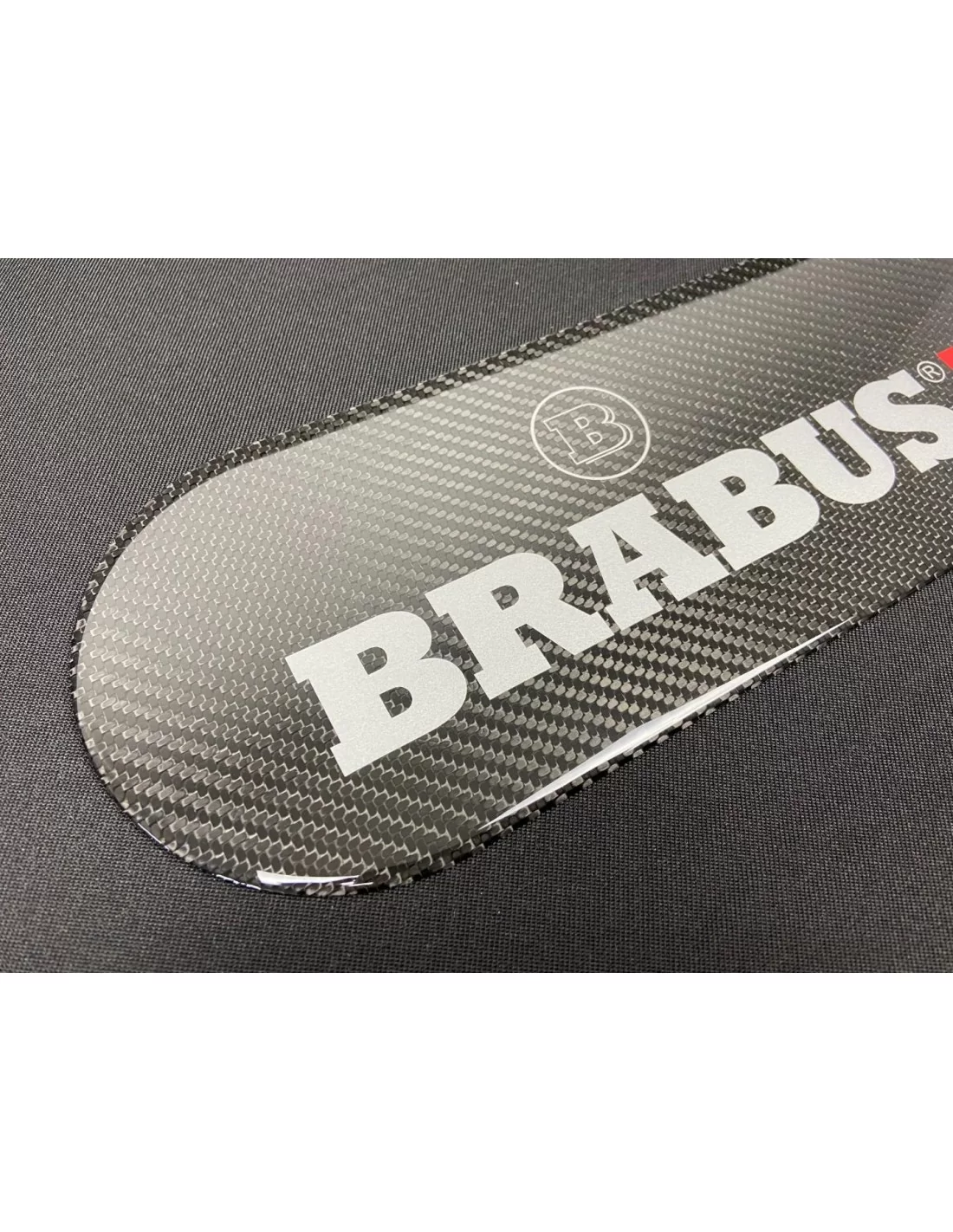 - logo & Emblems - Карбонова вставка емблеми заднього запасного колеса для Mercedes-Benz W463 G-Class - 3 - Купіть карбонову вс  - logo & Emblems - Карбонова вставка емблеми заднього запасного колеса для Mercedes-Benz W463 G-Class - 3 - Купіть карбонову вс