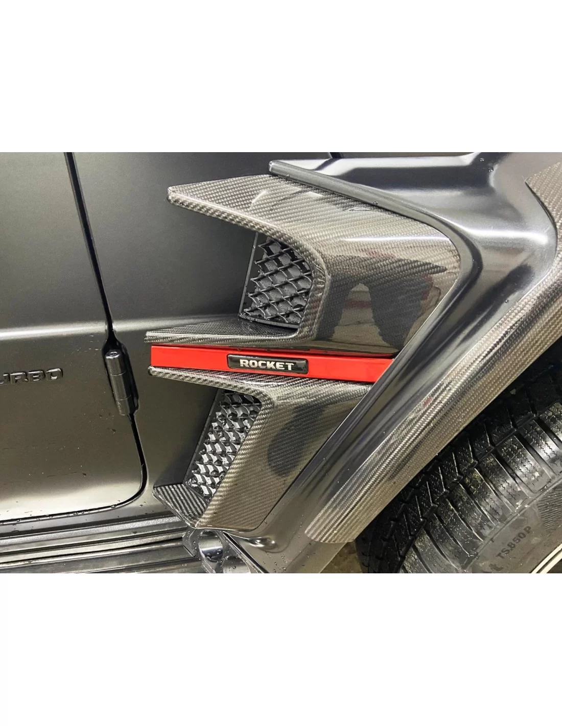 - Mercedes Benz - Zestaw karoserii Brabus Rocket G900 z włókna węglowego dla Mercedes-Benz W463A G Wagon 2019+ - 24 - Przekszta  - Mercedes Benz - Zestaw karoserii Brabus Rocket G900 z włókna węglowego dla Mercedes-Benz W463A G Wagon 2019+ - 24 - Przekszta