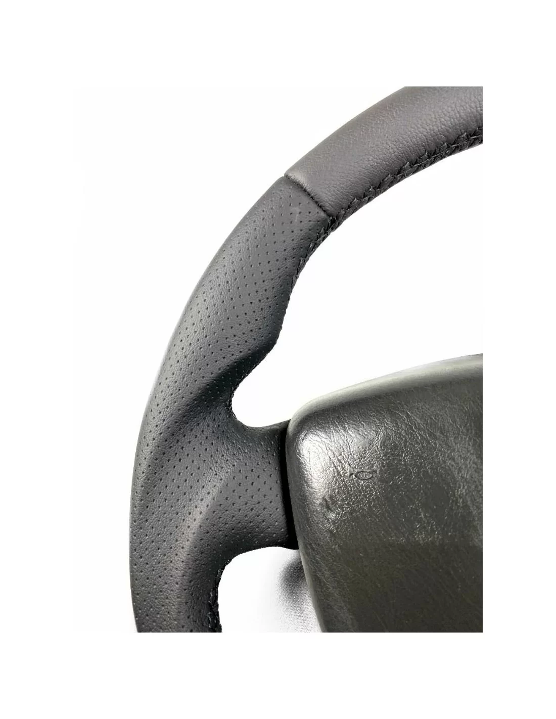 - Volant - Renault Traffic Opel Vivaro Nissan Primastar Volant cuir - 5 - Améliorez votre Renault Traffic ou Opel Vivaro avec u - Volant - Renault Traffic Opel Vivaro Nissan Primastar Volant cuir - 5 - Améliorez votre Renault Traffic ou Opel Vivaro avec u